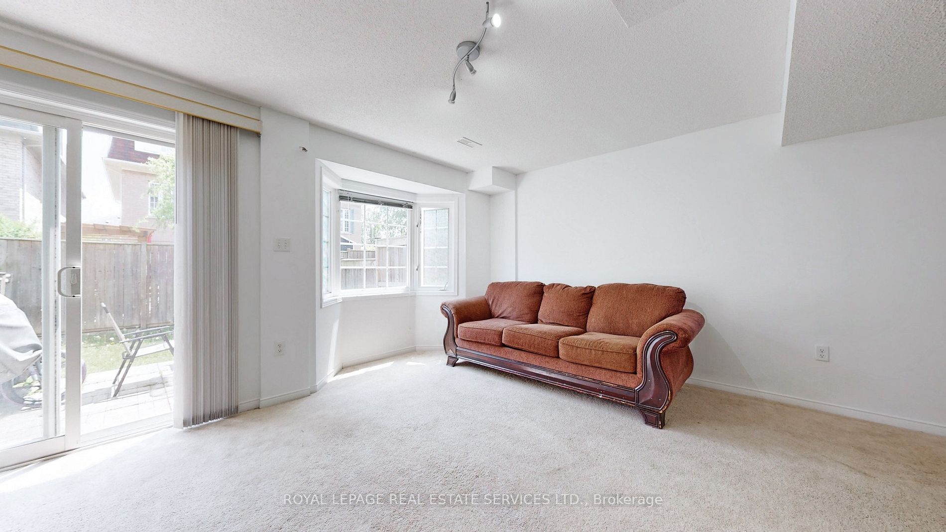 3950 Erin Centre Boulevard, #36