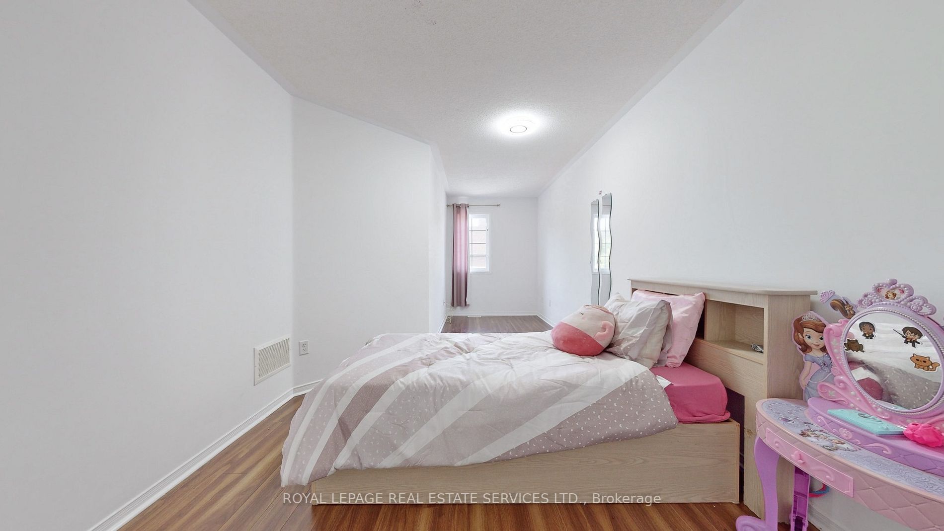3950 Erin Centre Boulevard, #36
