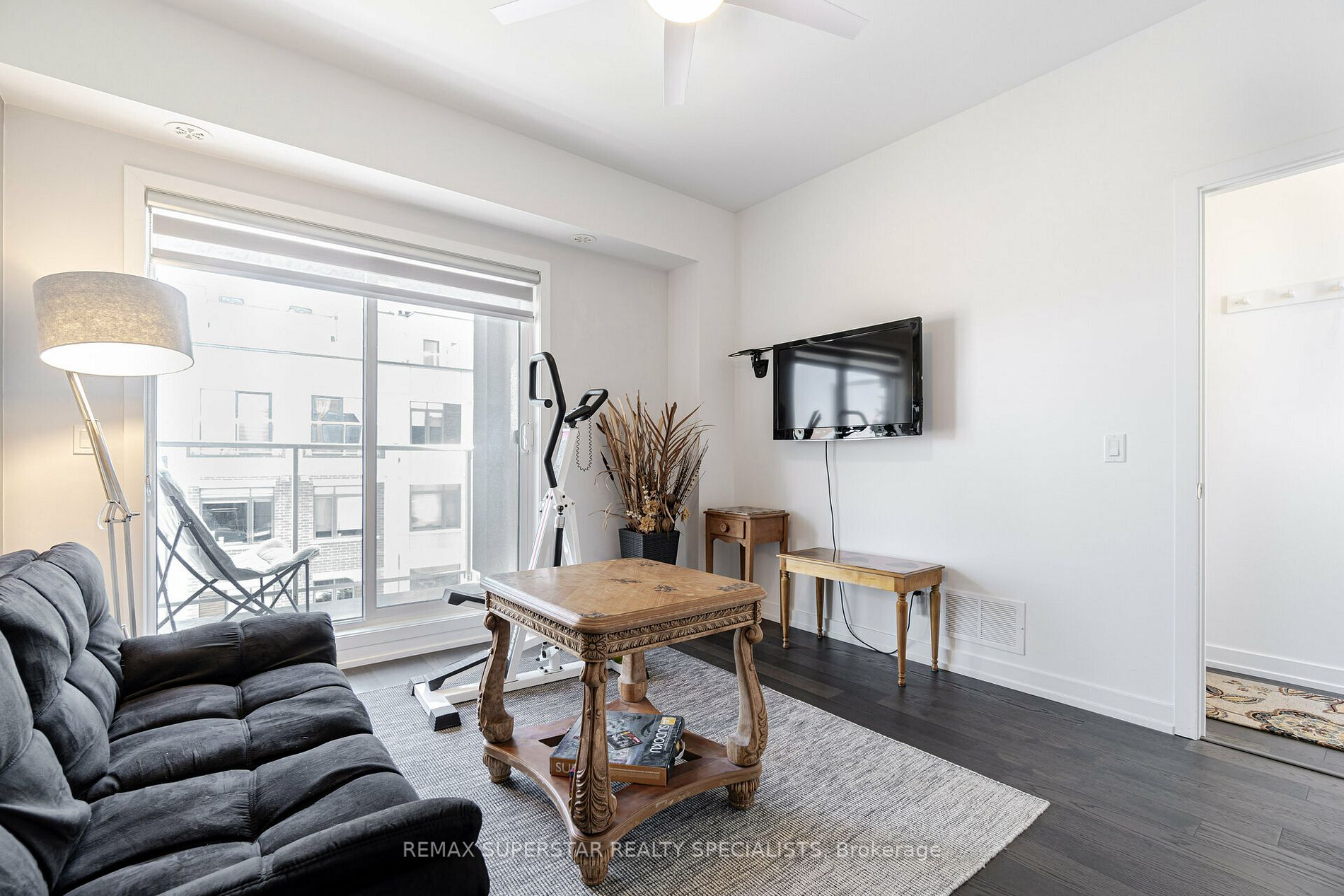 3074 Sixth Line, #236