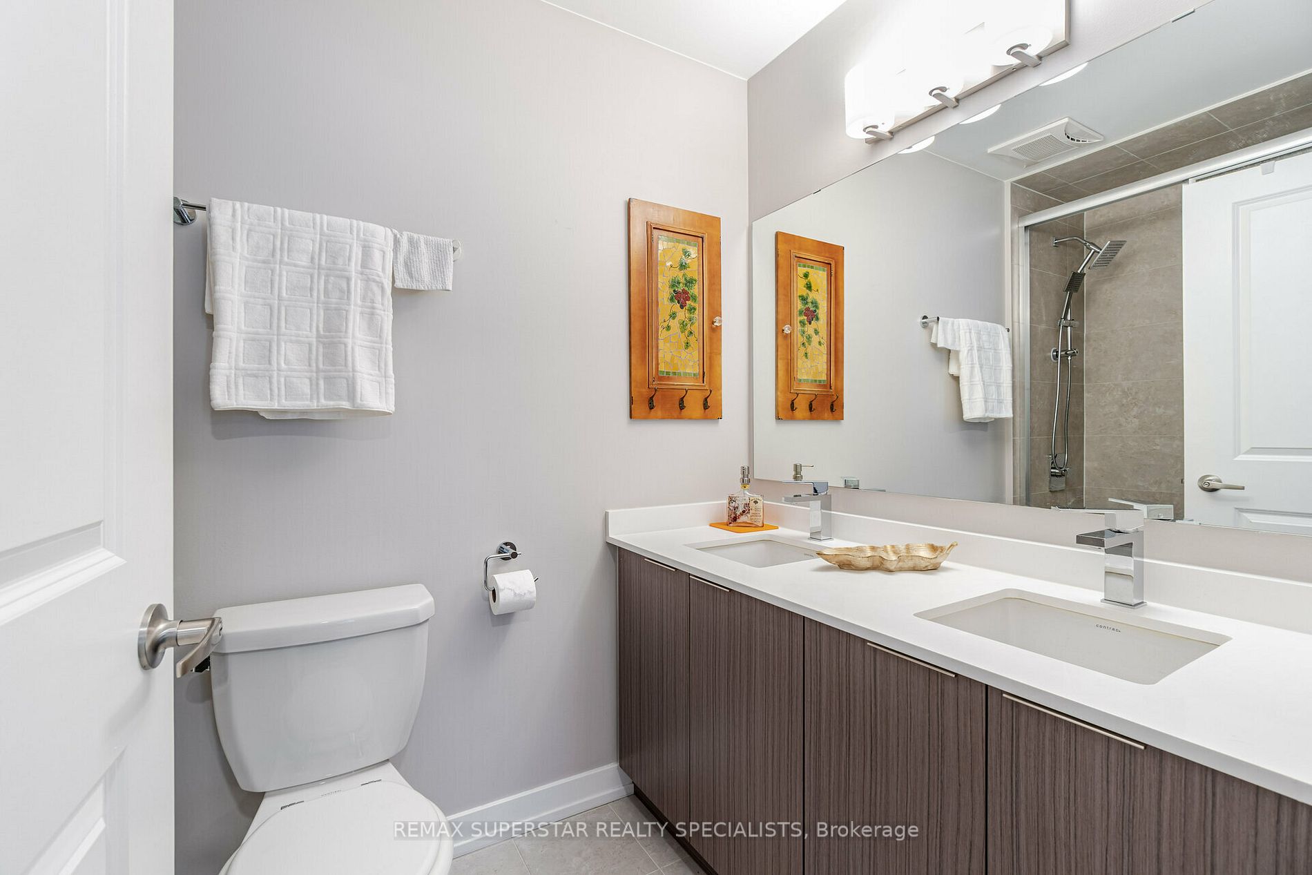 3074 Sixth Line, #236