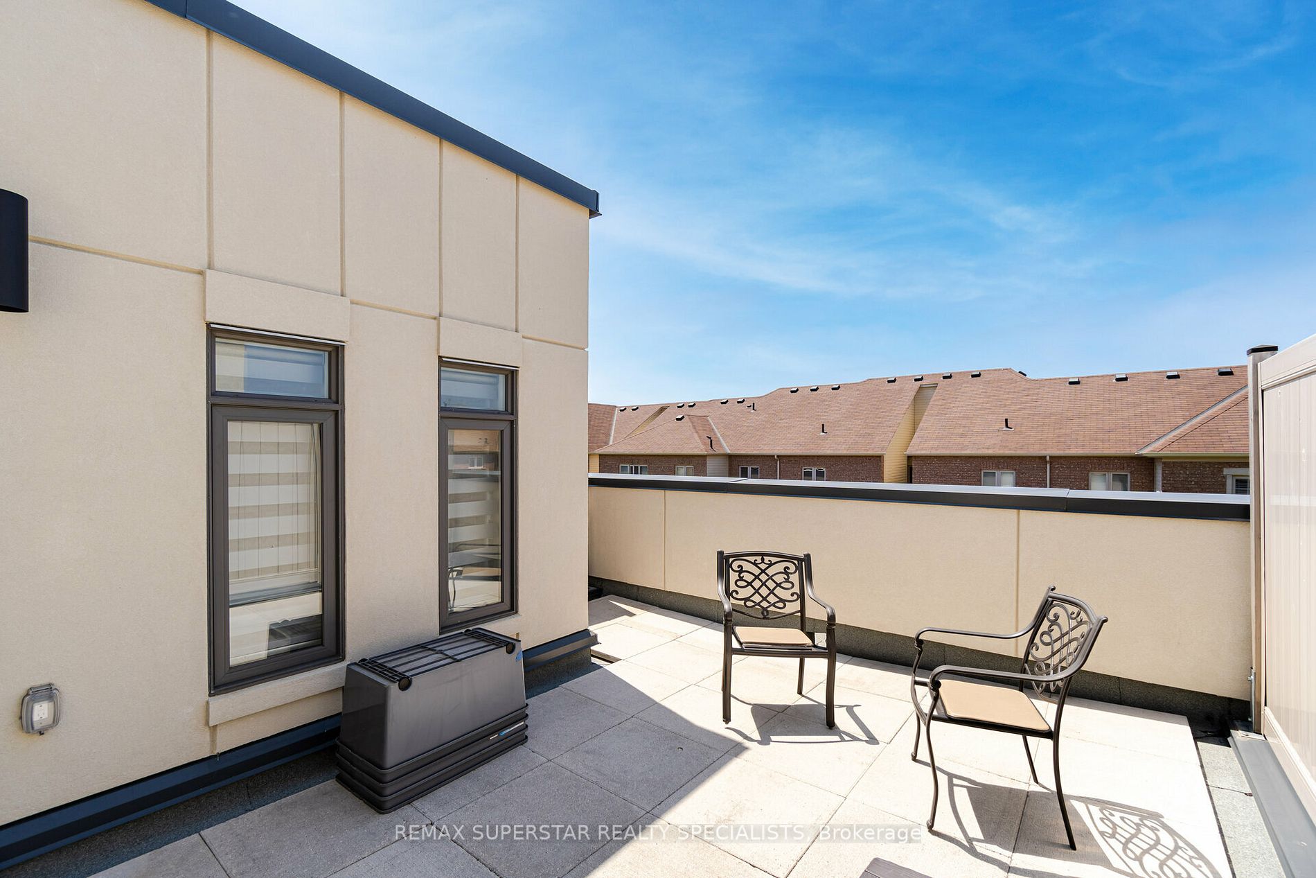 3074 Sixth Line, #236
