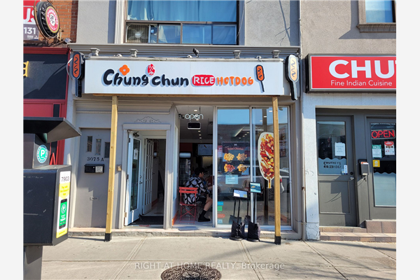 3075 Bloor St W, Toronto