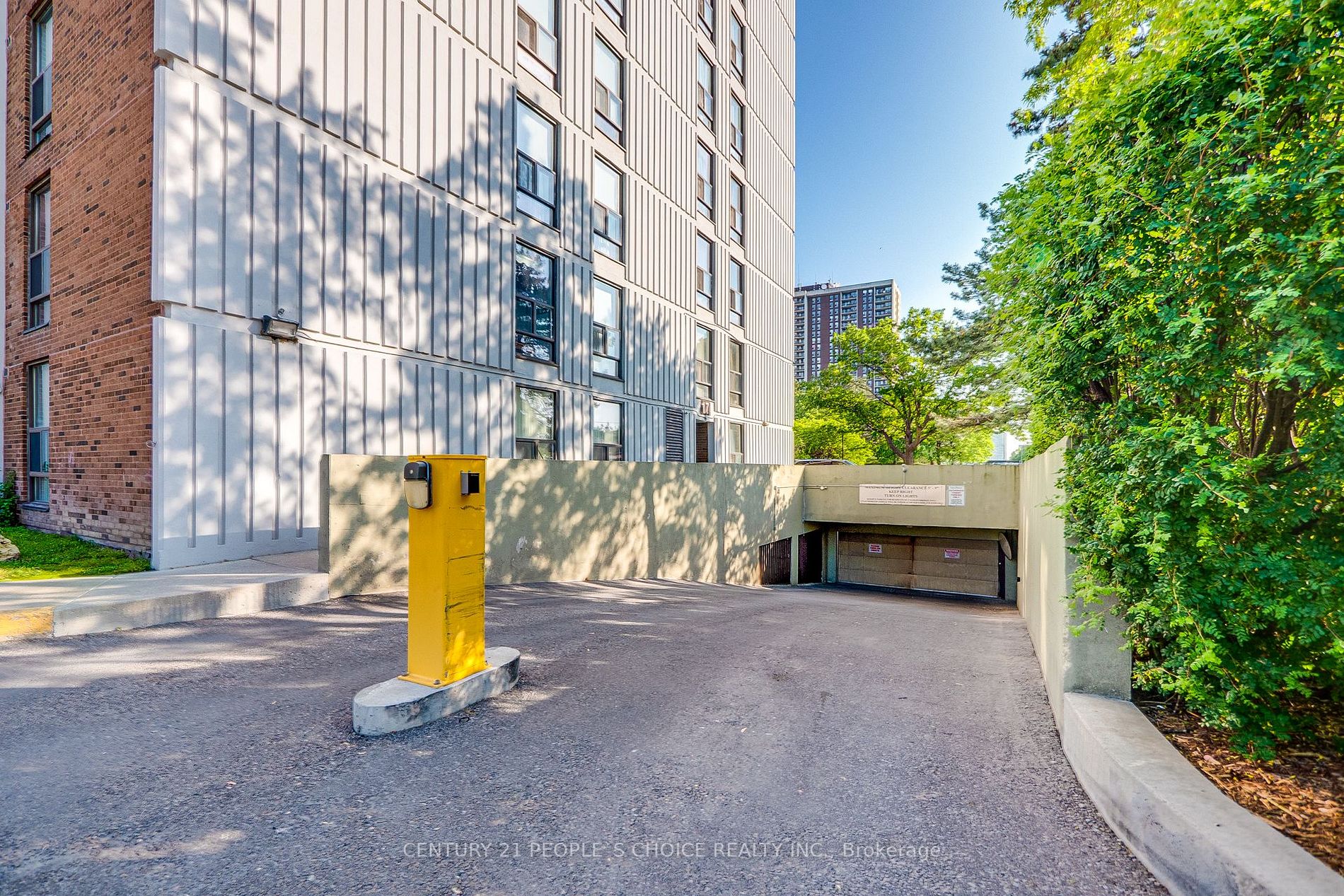 17 Knightsbridge Rd, #907
