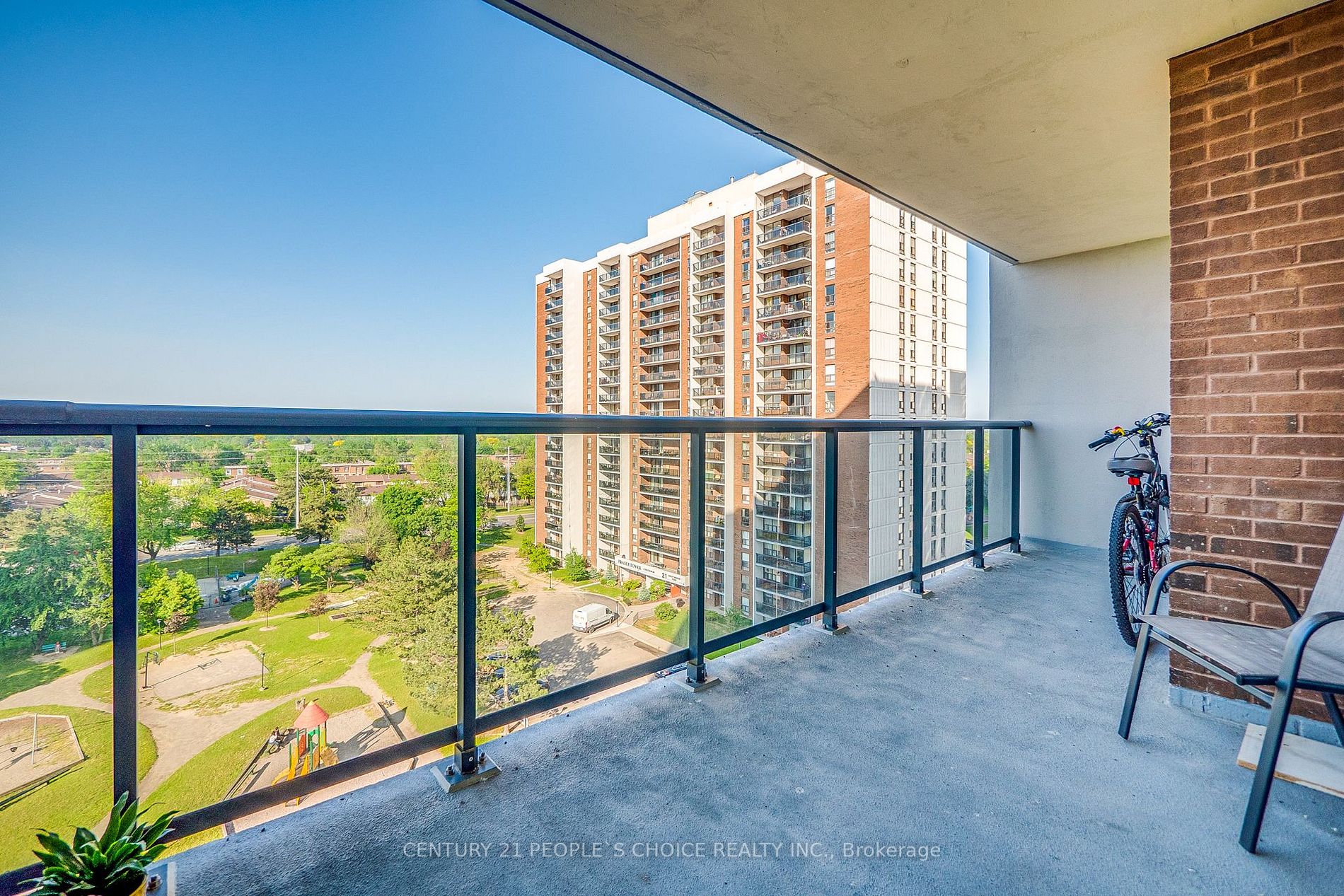 17 Knightsbridge Rd, #907