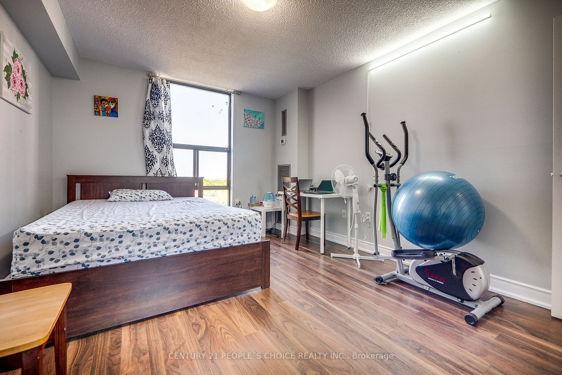 17 Knightsbridge Rd, #907