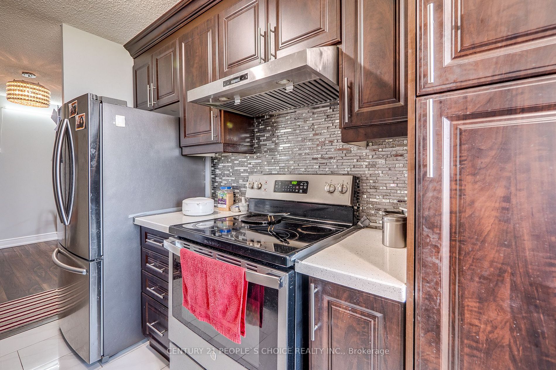 17 Knightsbridge Rd, #907