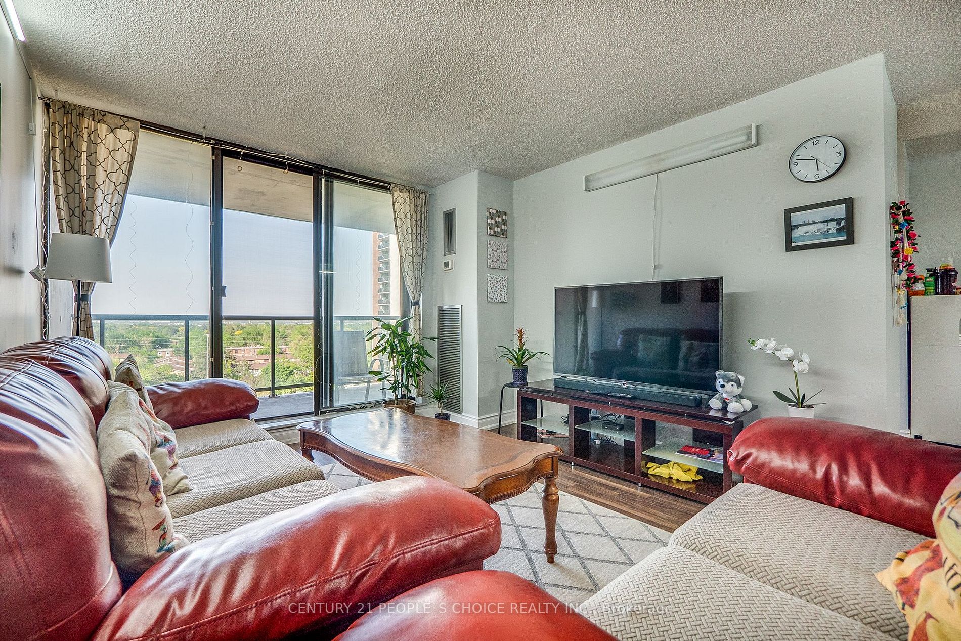 17 Knightsbridge Rd, #907