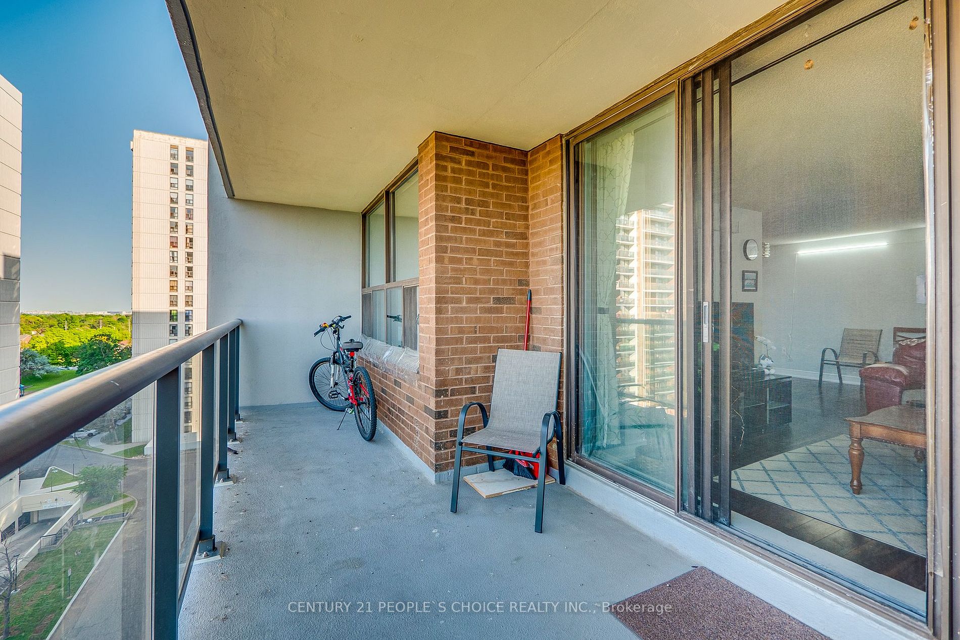 17 Knightsbridge Rd, #907