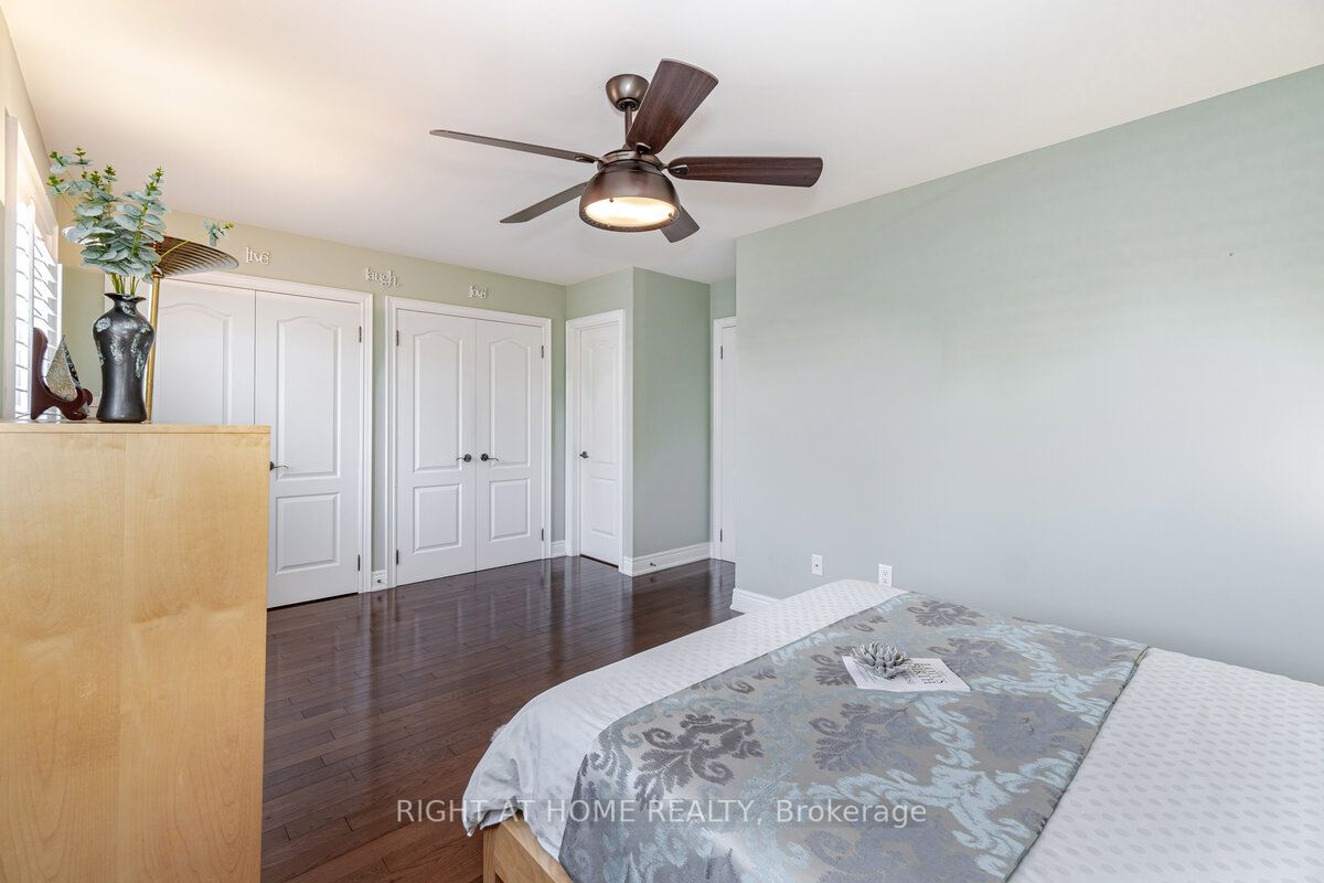 24B Jellicoe Ave