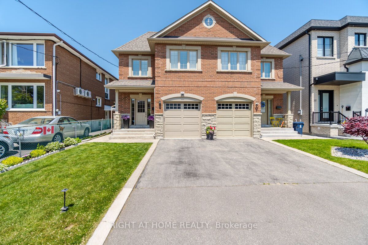 24B Jellicoe Ave