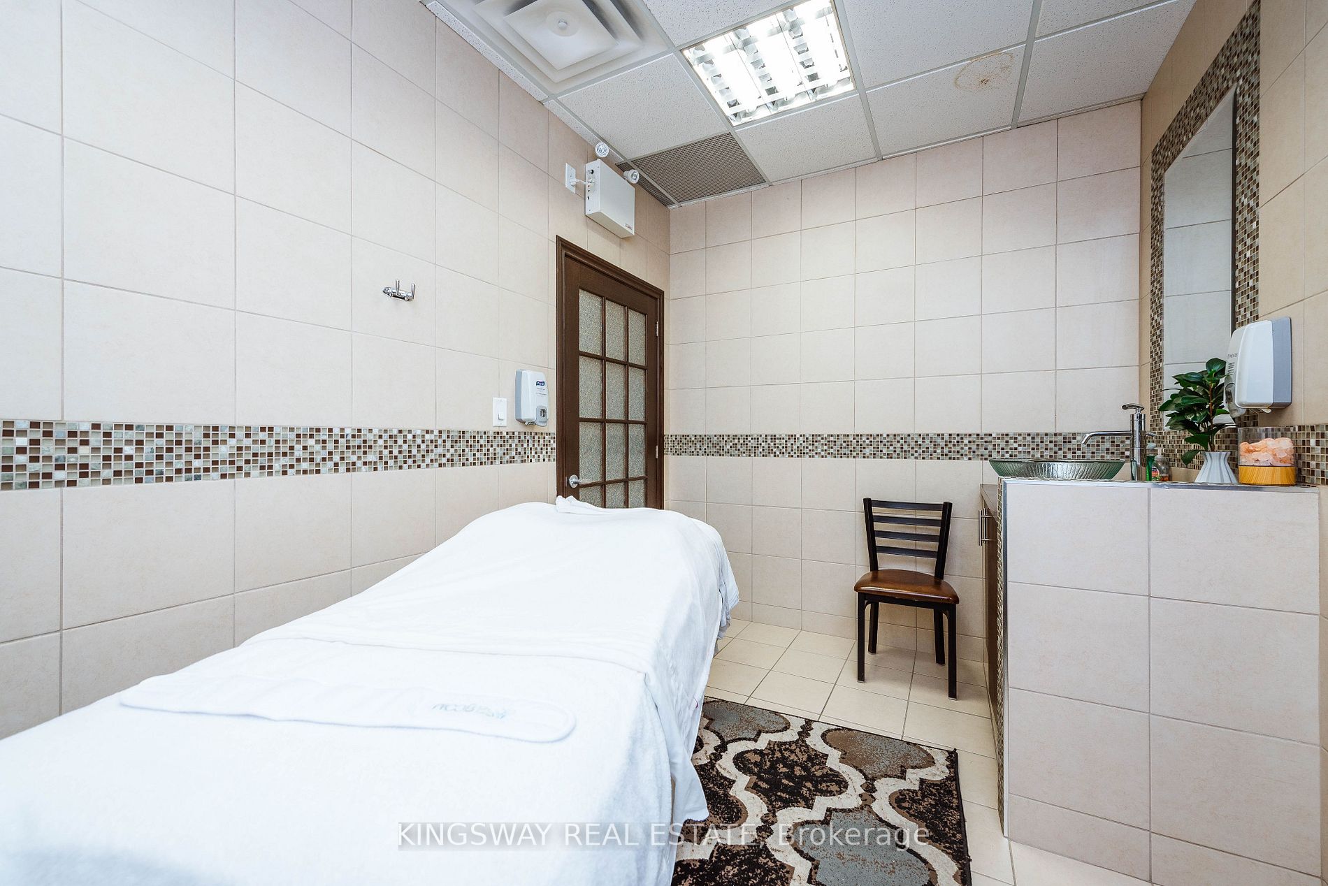 Listing W6066700 - Large Photo # 19