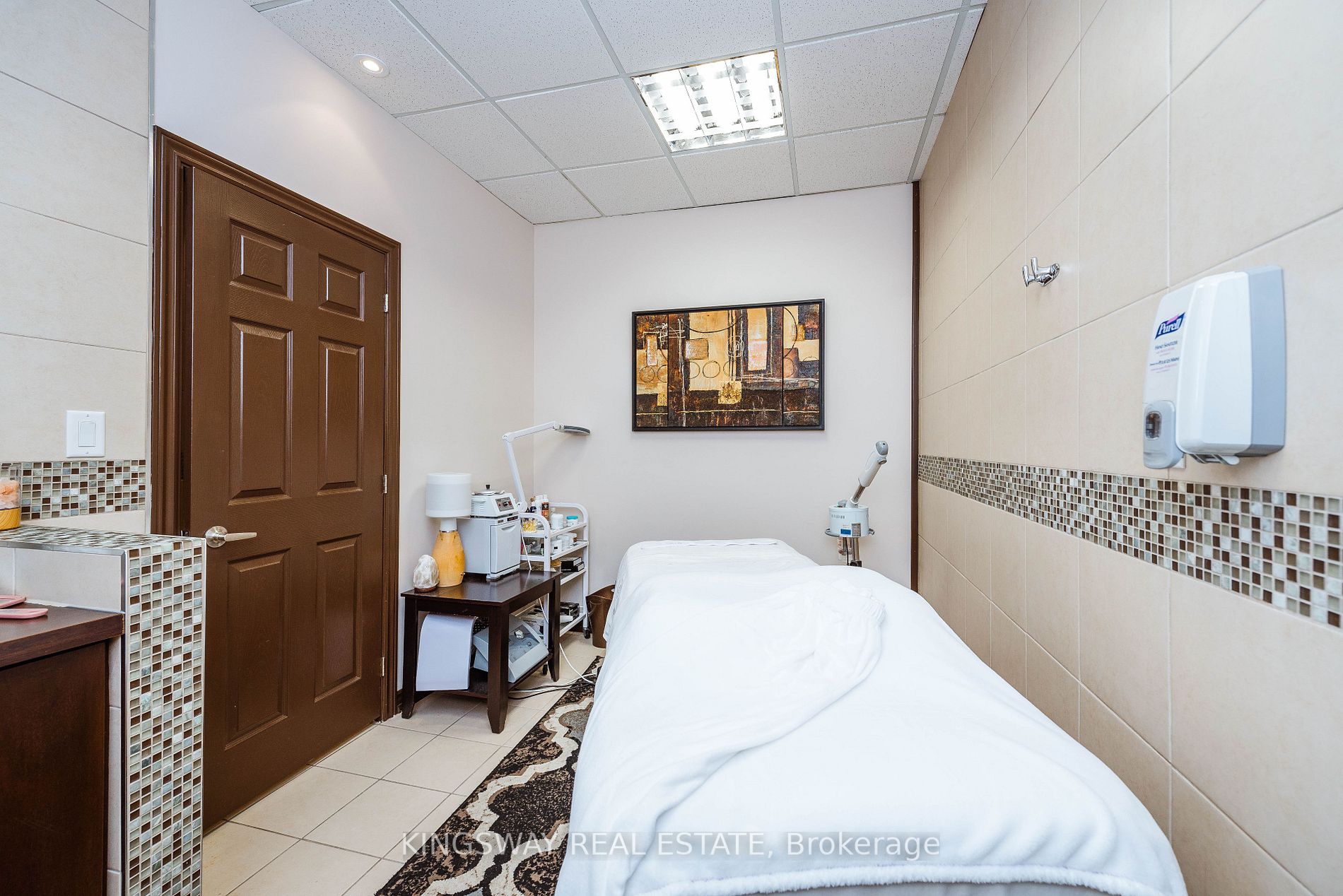 Listing W6066700 - Large Photo # 18