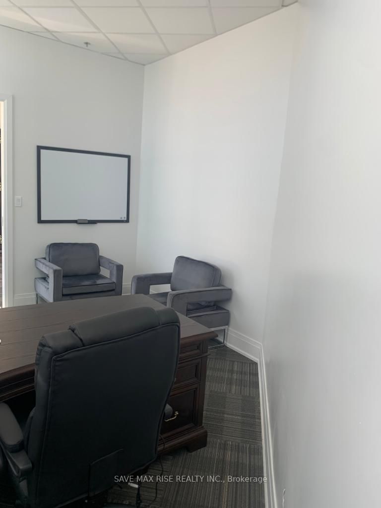 4903 Thomas Alton Blvd, #106