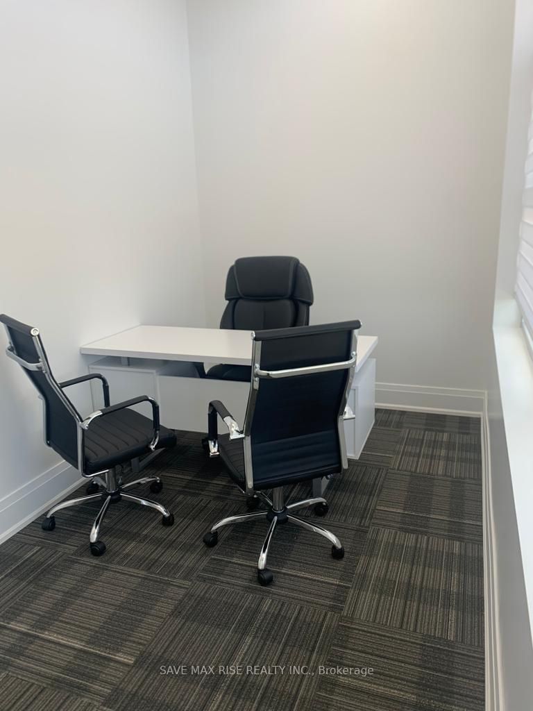 4903 Thomas Alton Blvd, #106