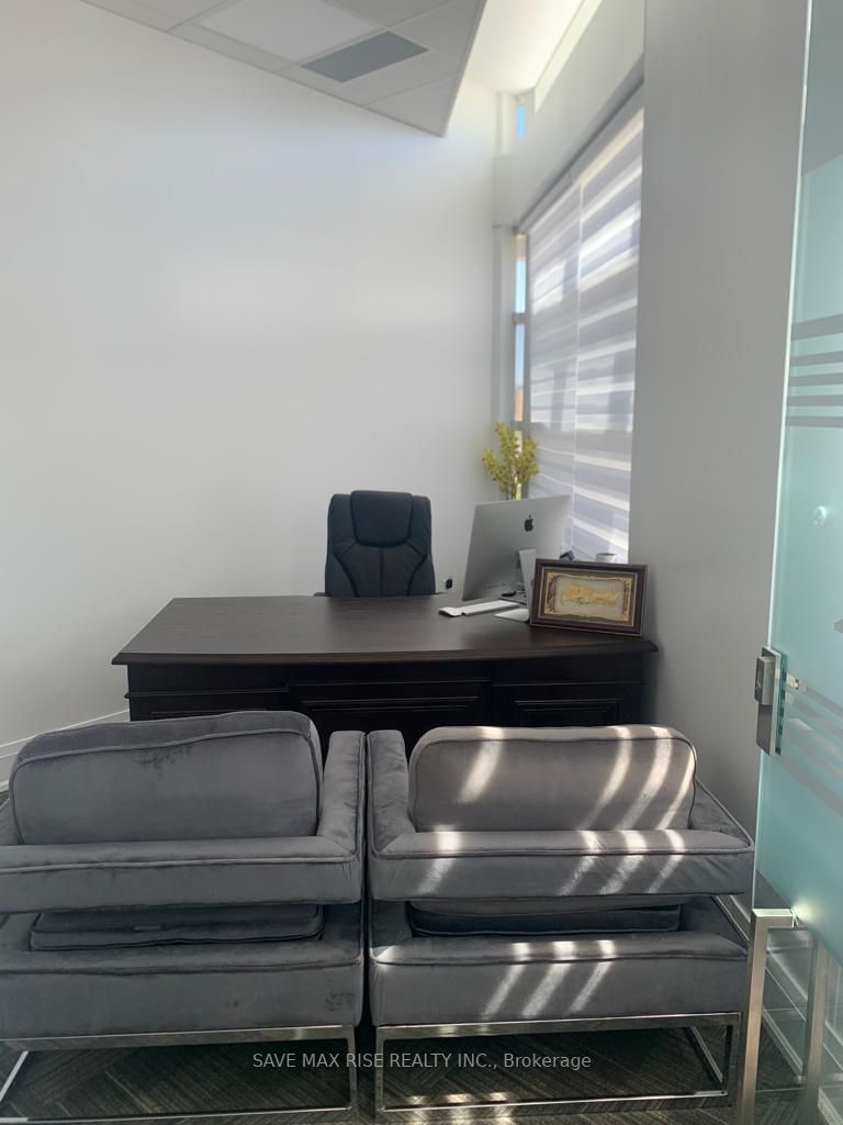 4903 Thomas Alton Blvd, #106