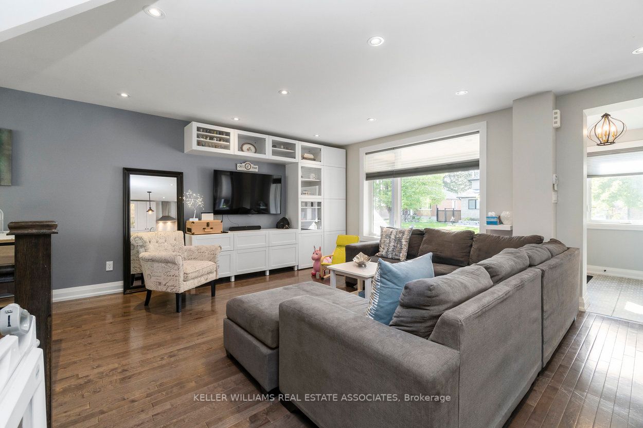 51 Royce Ave