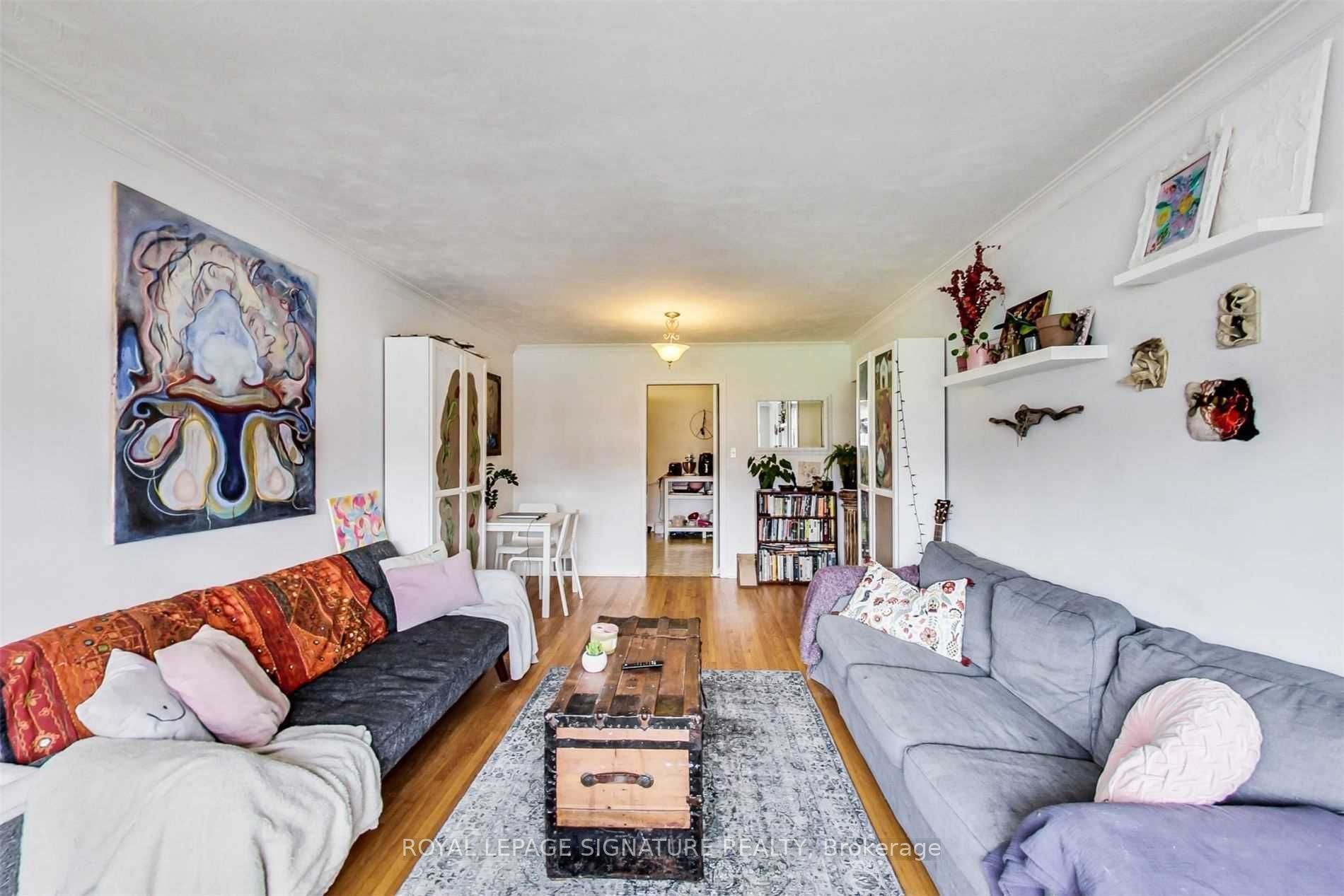 1162 Dovercourt Rd