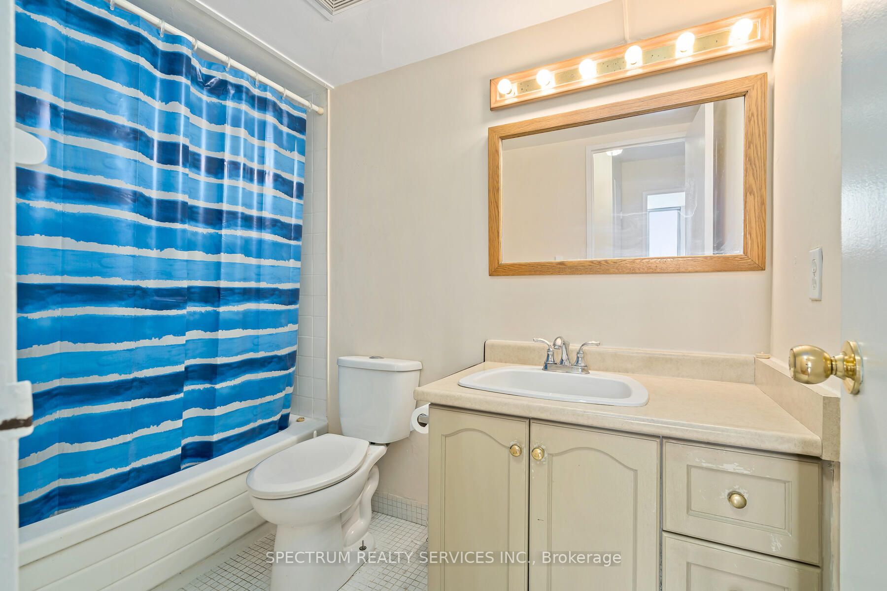 2825 Islington Ave E, #315