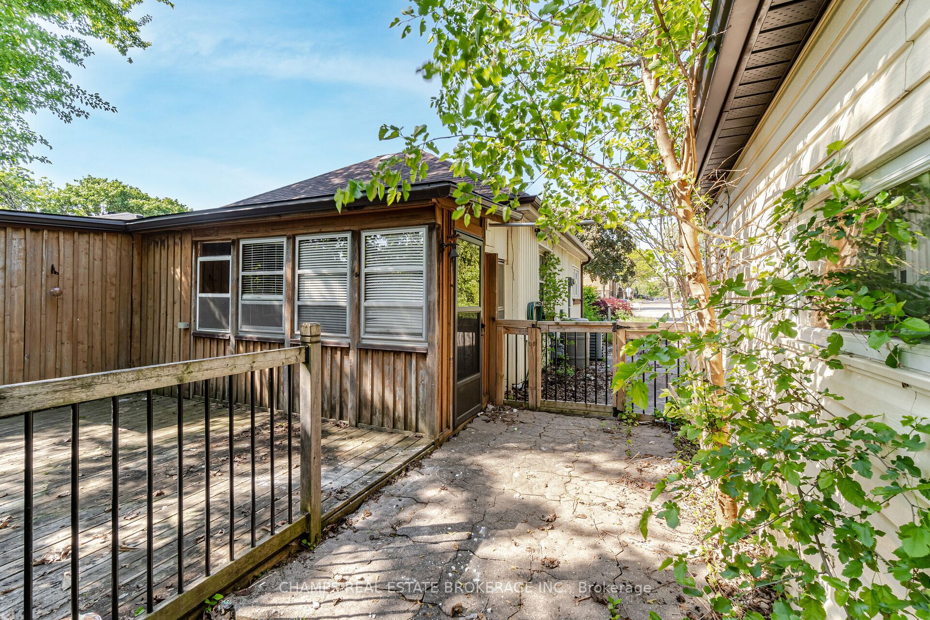 675 Cumberland Ave