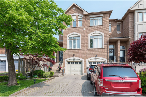 122 Manitoba St, Toronto