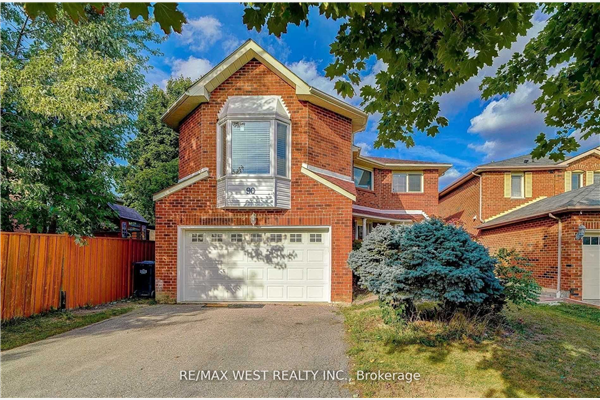 90 Peelton Heights Rd, Brampton