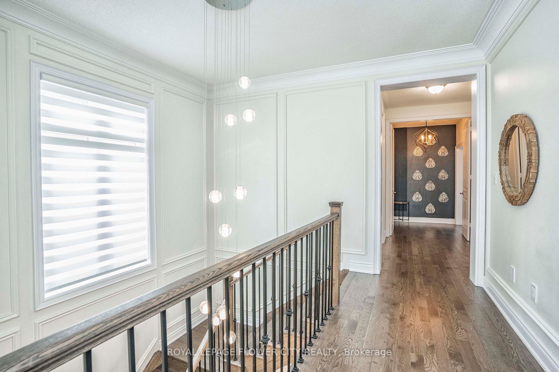 1284 Queens Plate Rd
