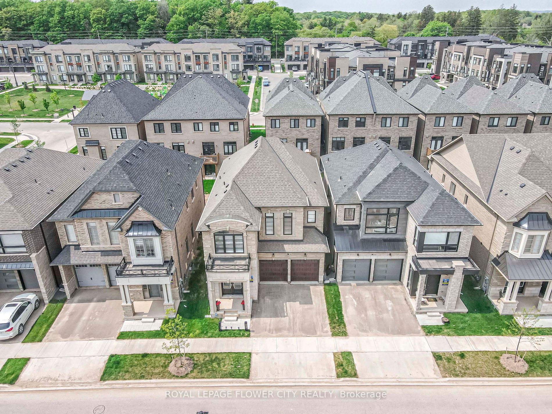 1284 Queens Plate Rd