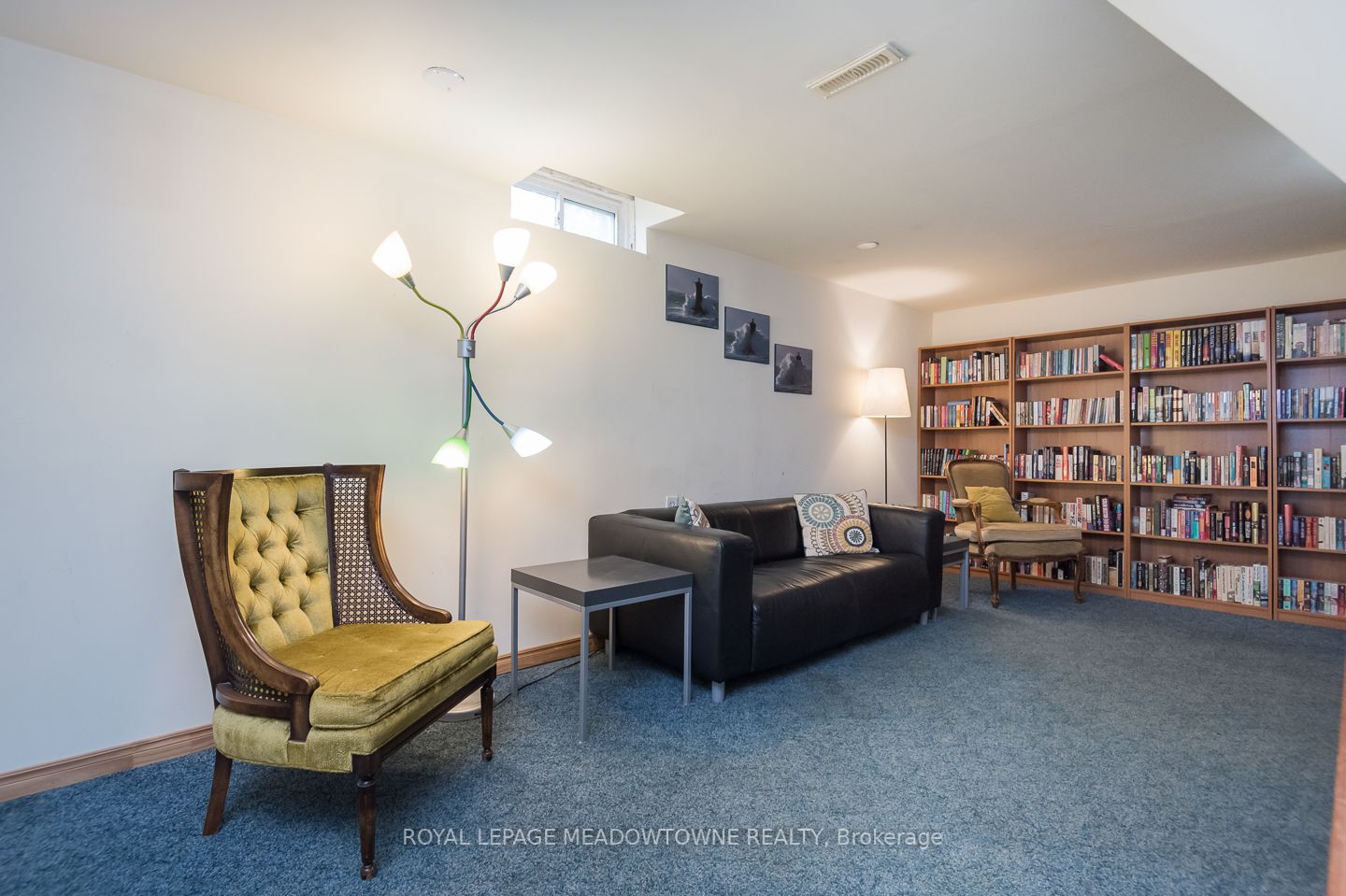 861 Fraser Crt