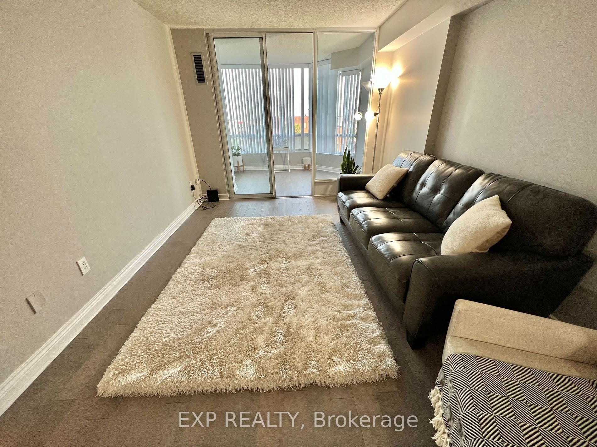 26 Hanover Rd, #704