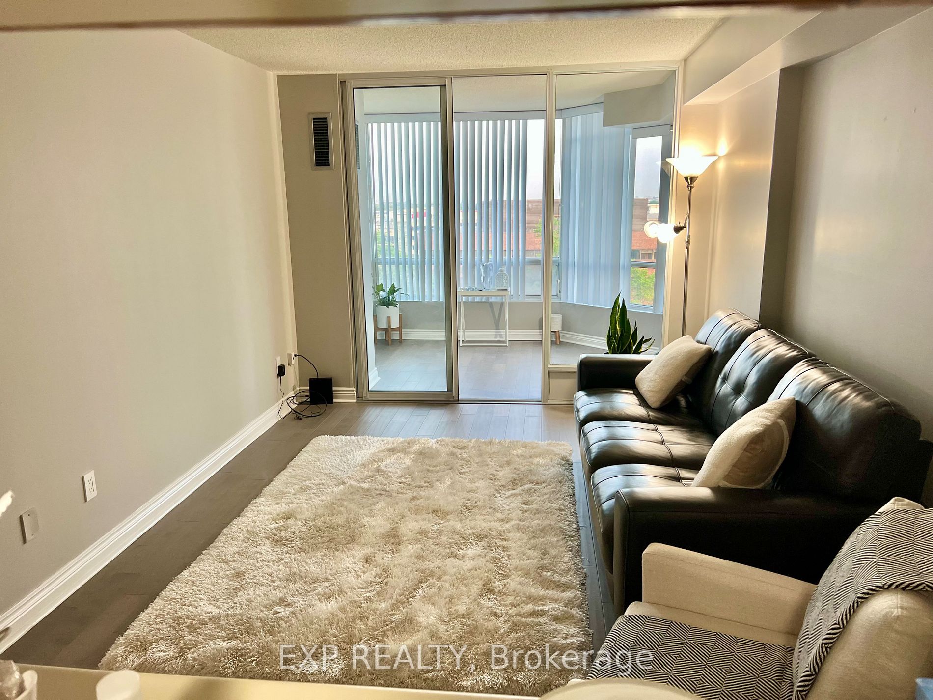 26 Hanover Rd, #704
