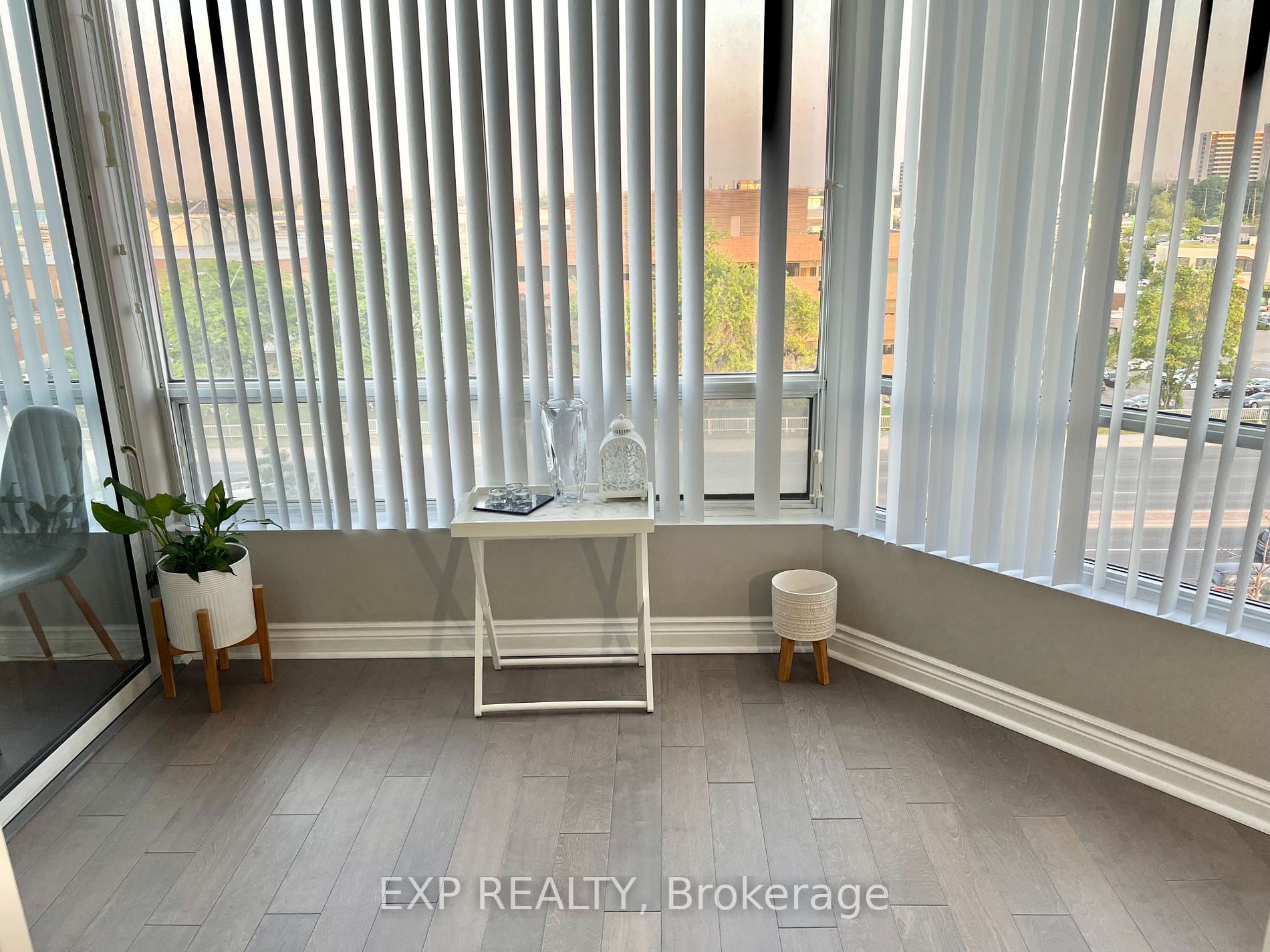 26 Hanover Rd, #704