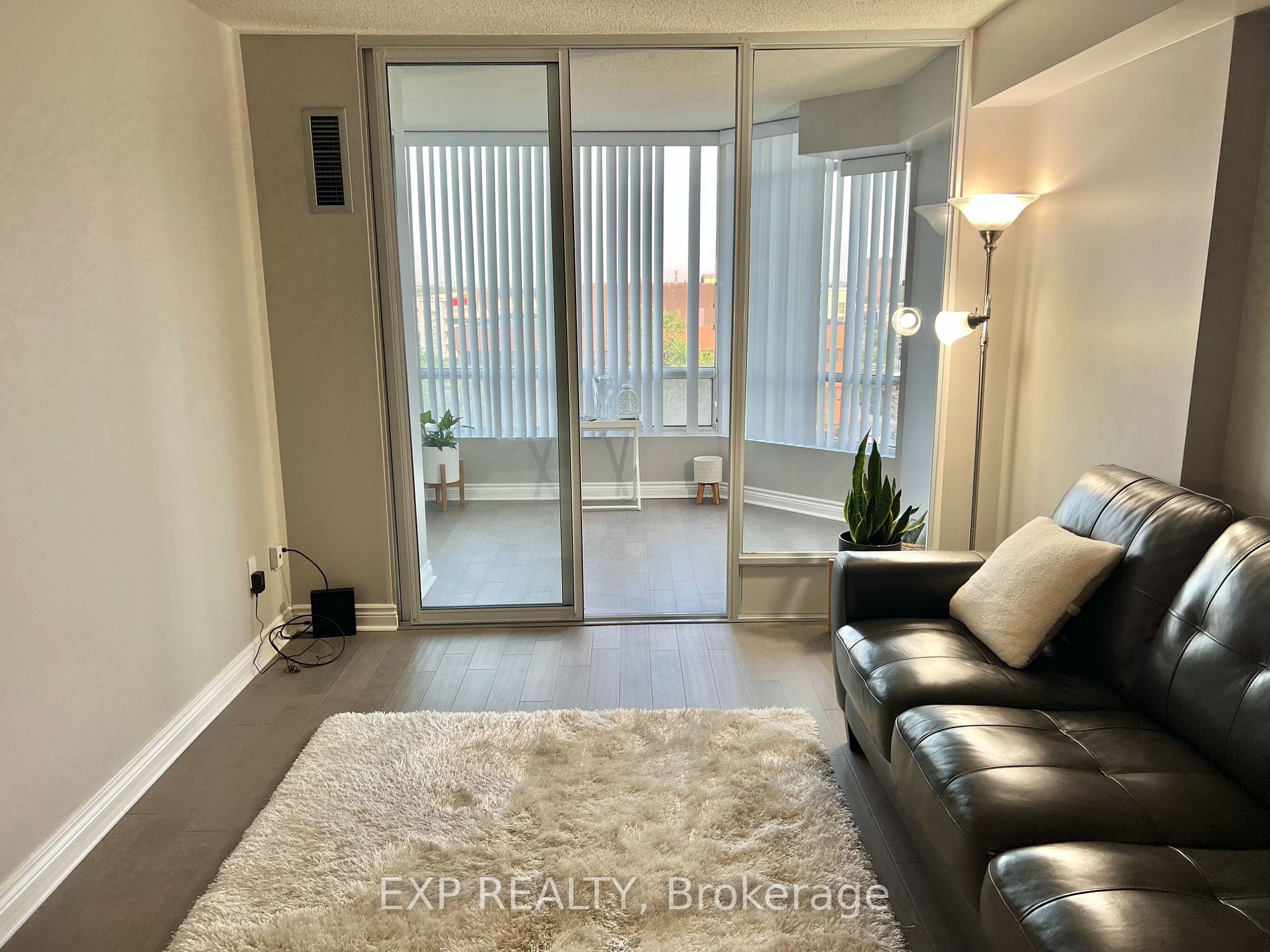26 Hanover Rd, #704
