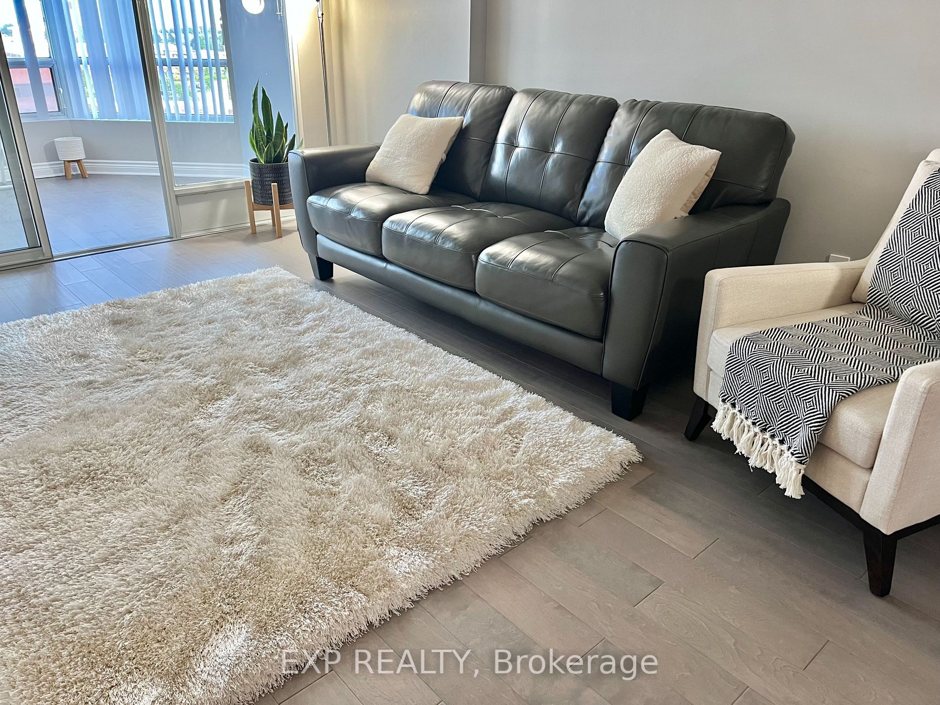 26 Hanover Rd, #704