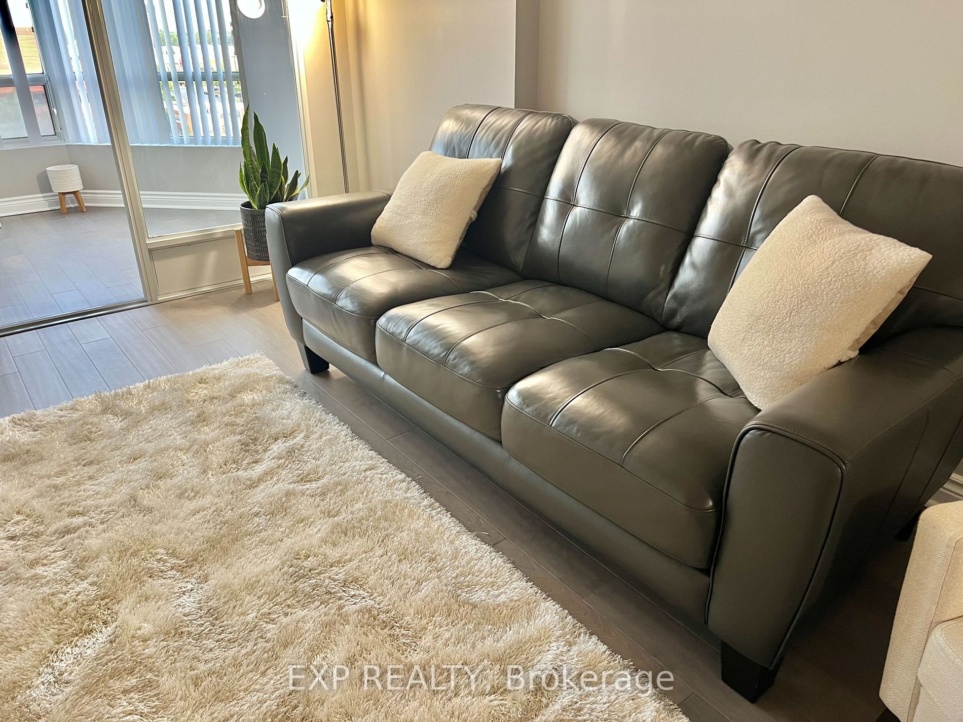 26 Hanover Rd, #704