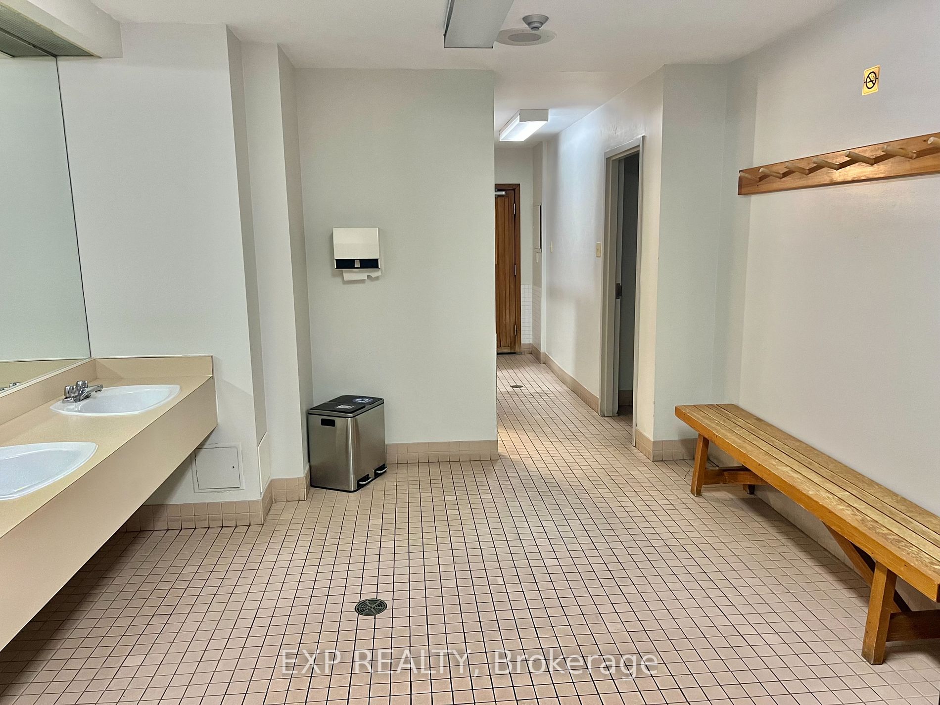 26 Hanover Rd, #704