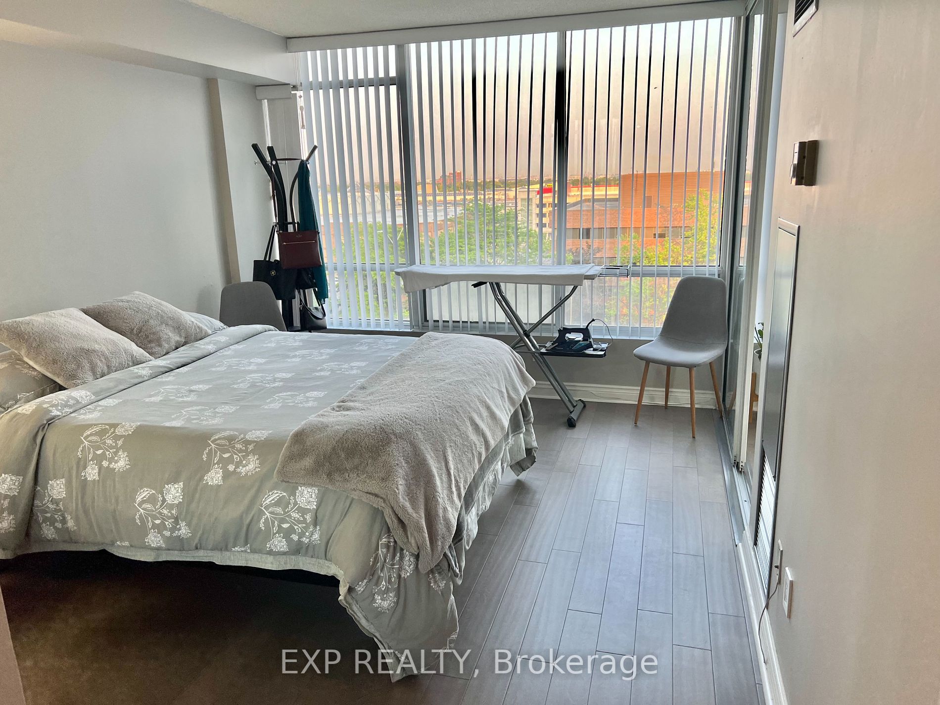 26 Hanover Rd, #704