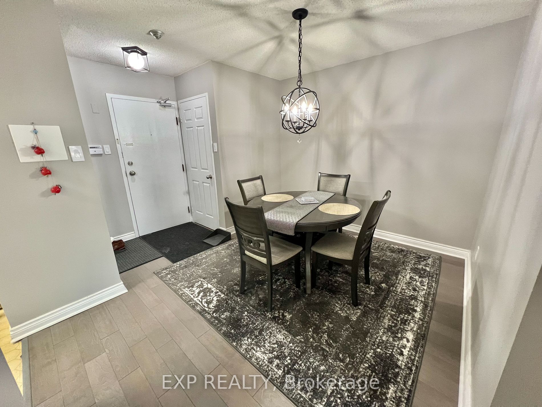 26 Hanover Rd, #704
