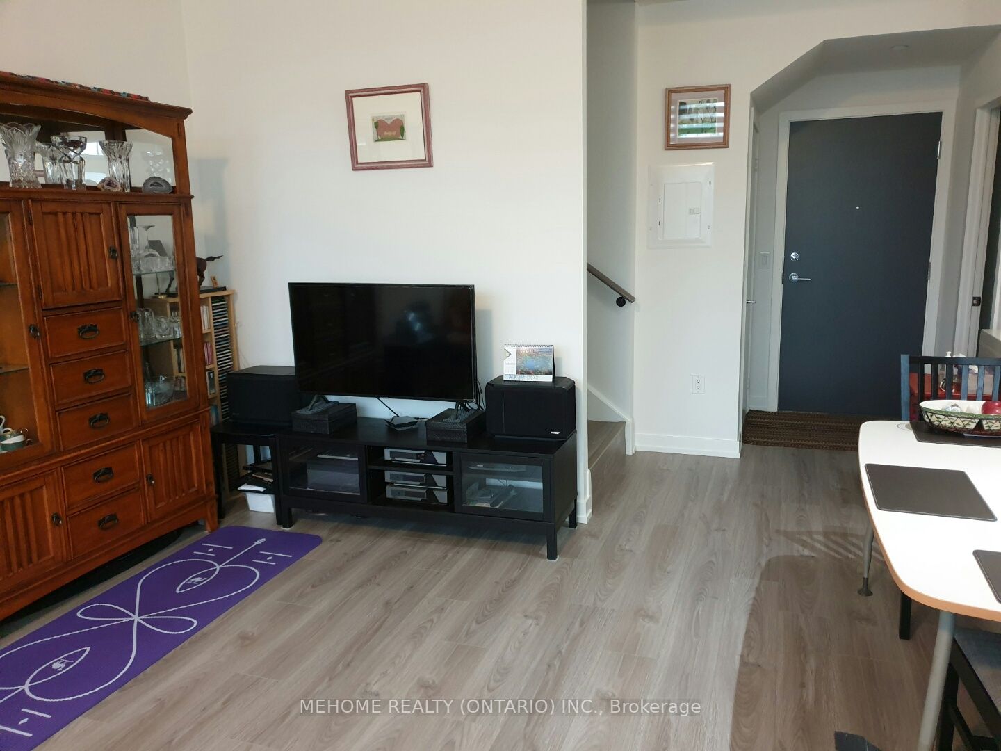 10 De Boers Dr, #Th04