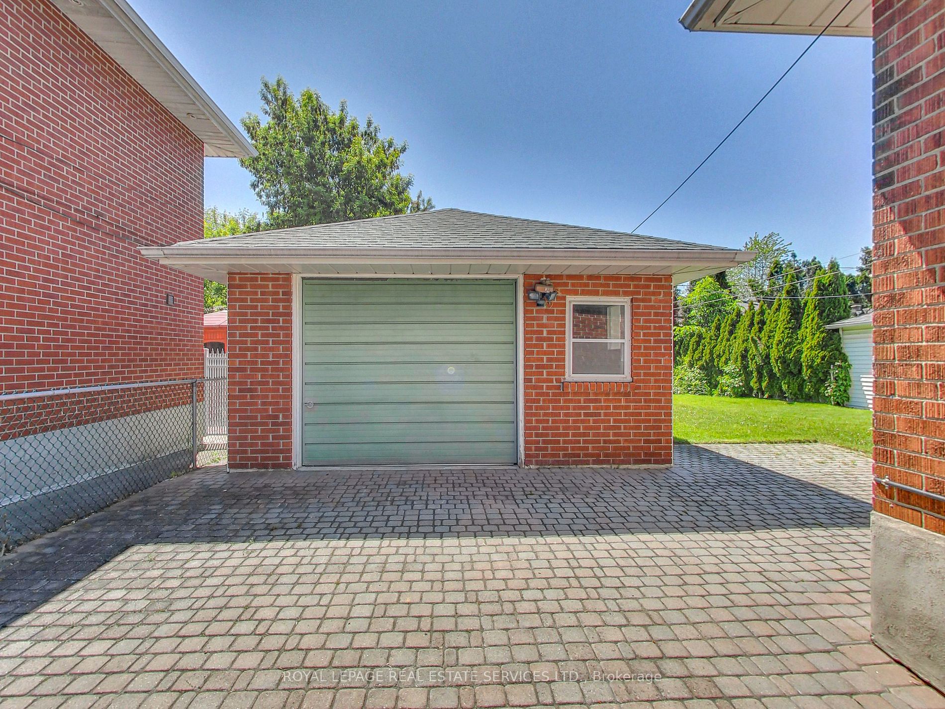 24 Lady Bank Rd