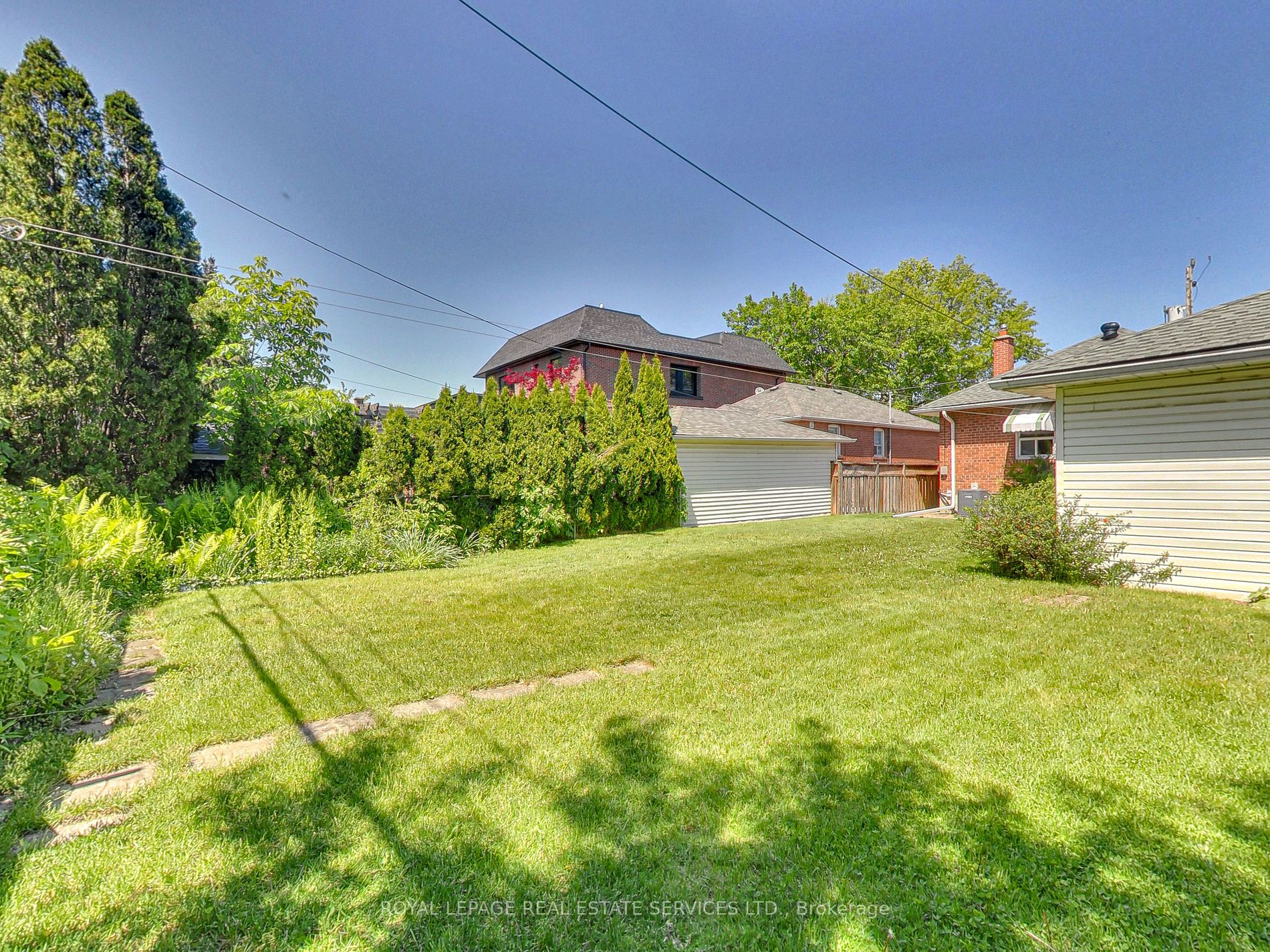 24 Lady Bank Rd