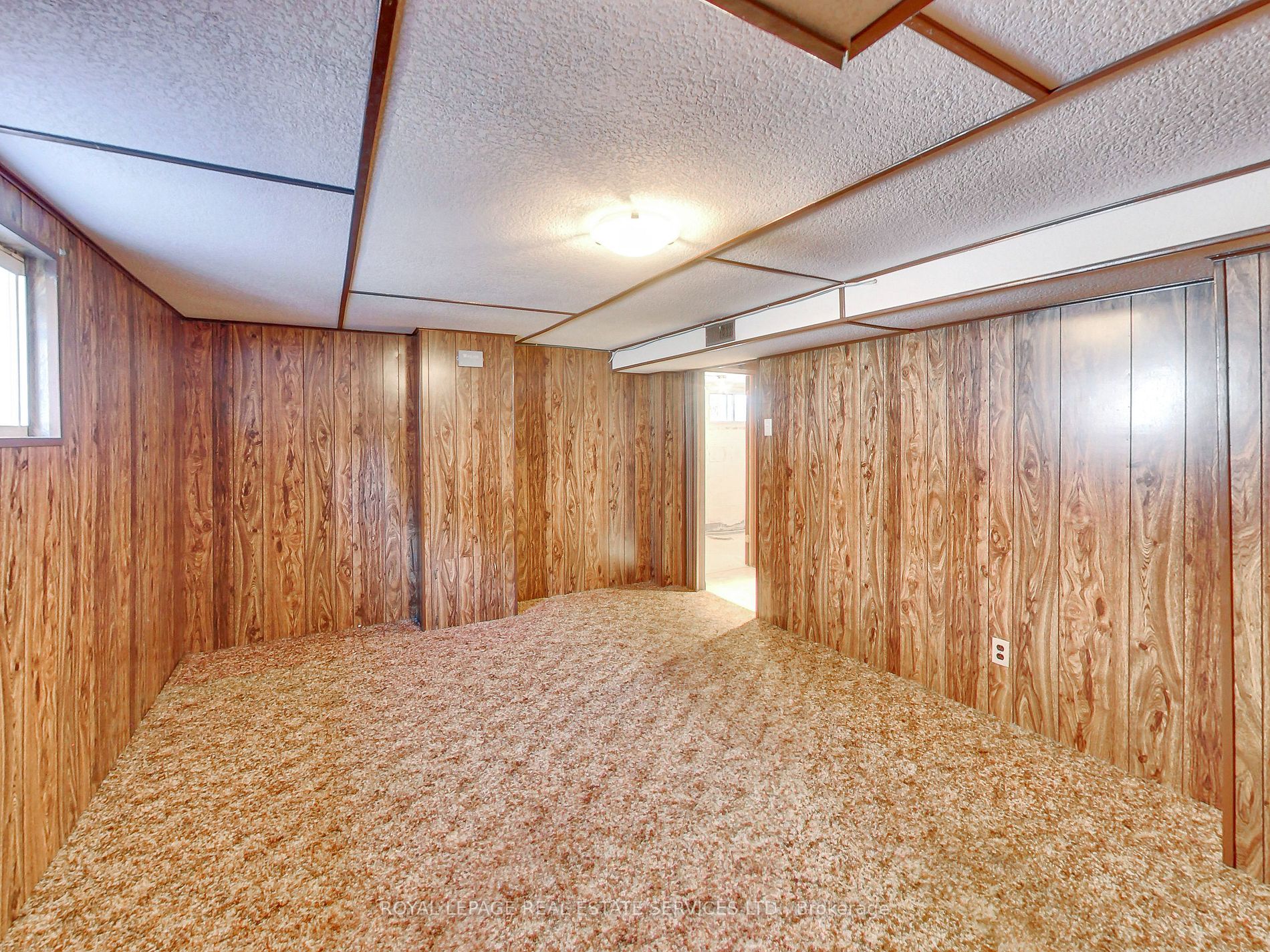 24 Lady Bank Rd