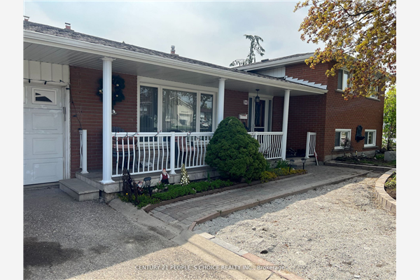 3956 Brandon Gate Dr, Mississauga