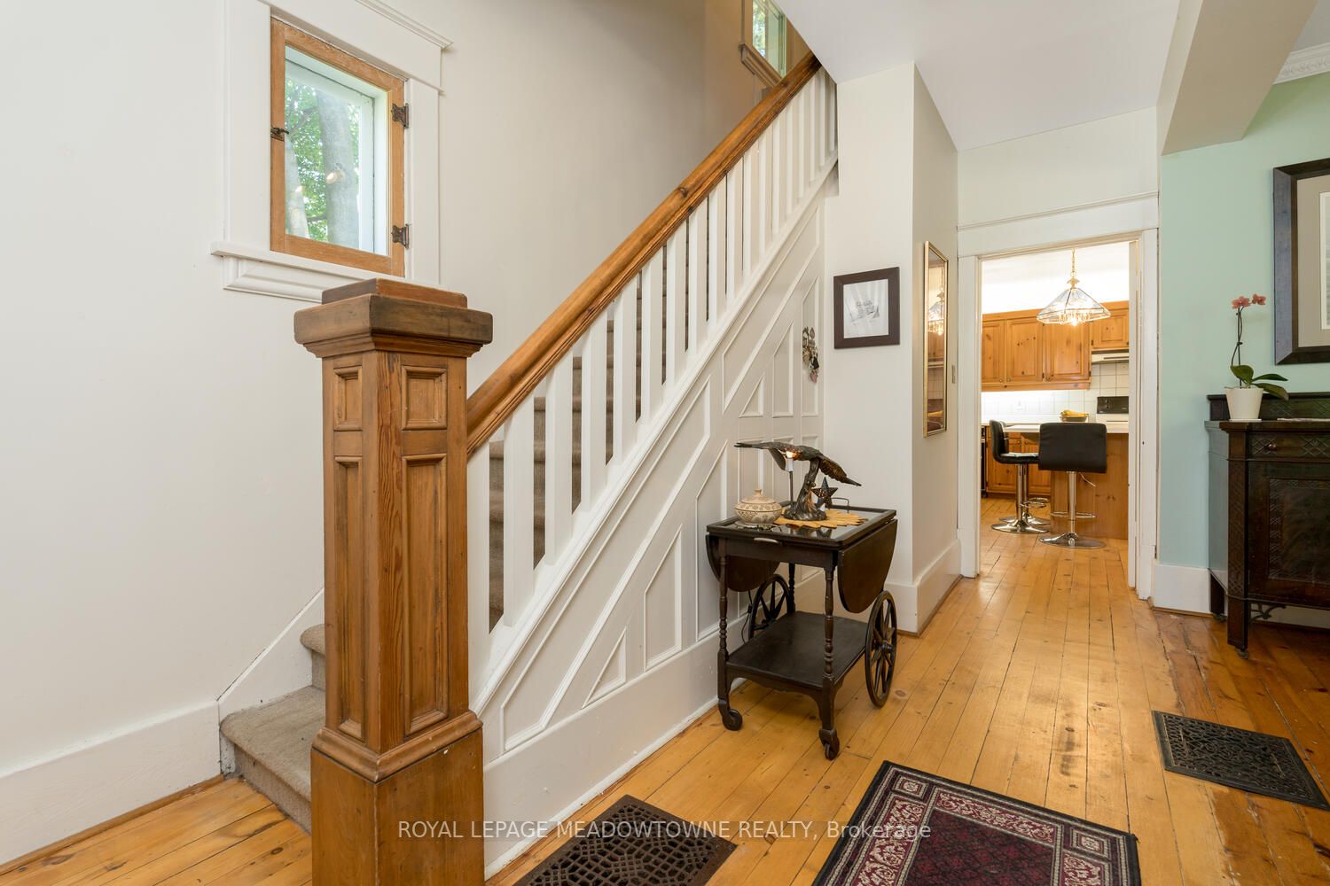 32 Charles St