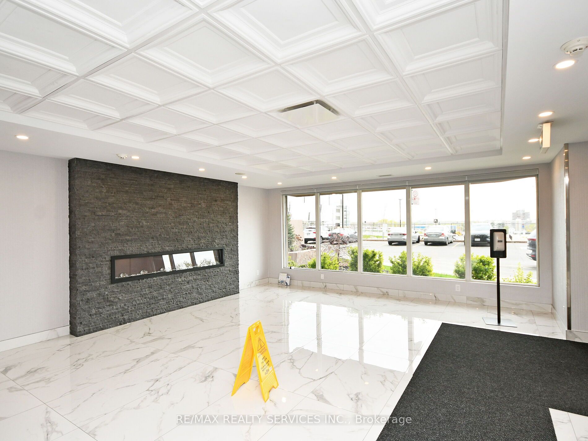Listing W6071860 - Large Photo # 3