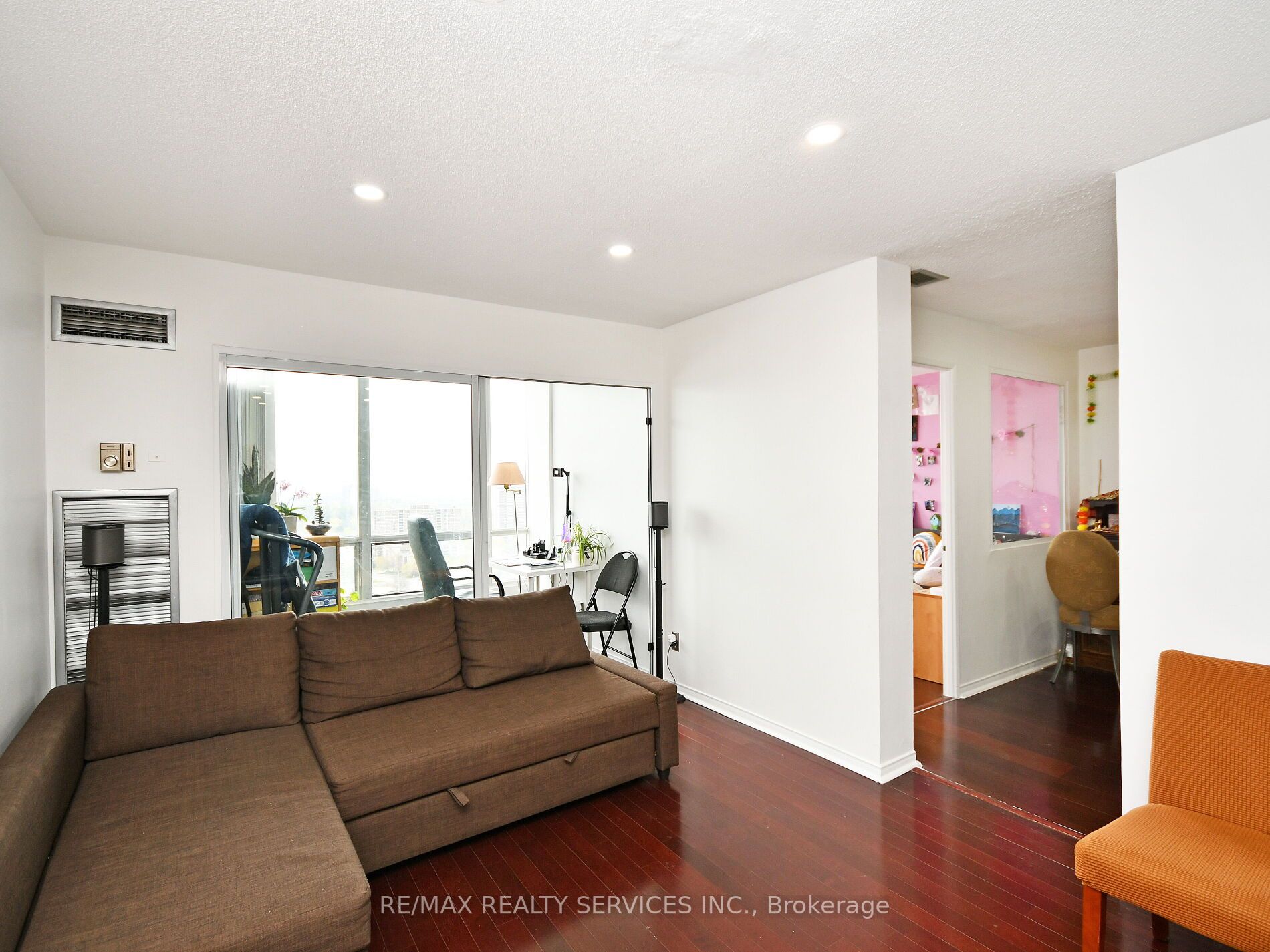 Listing W6071860 - Large Photo # 11