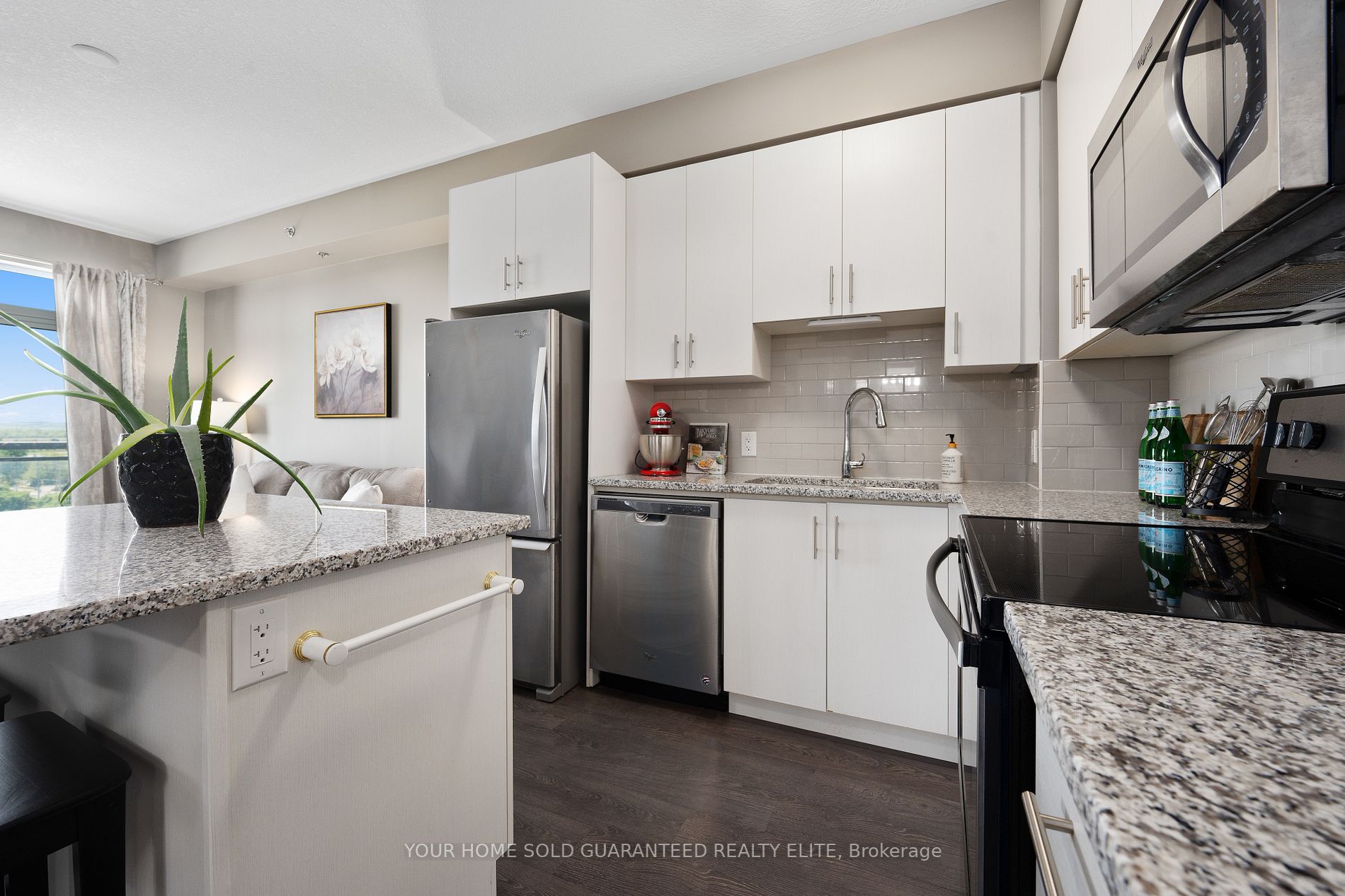 2490 Old Bronte Road, #721