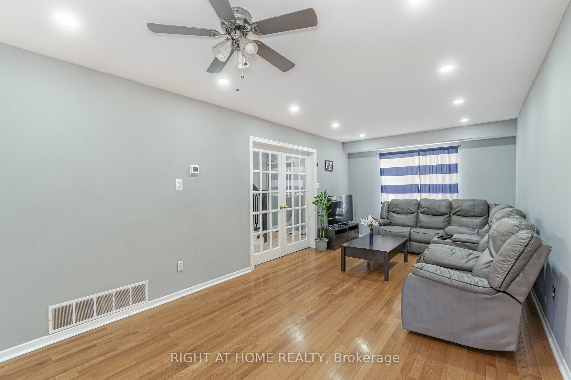1020 Central Park Dr, #75