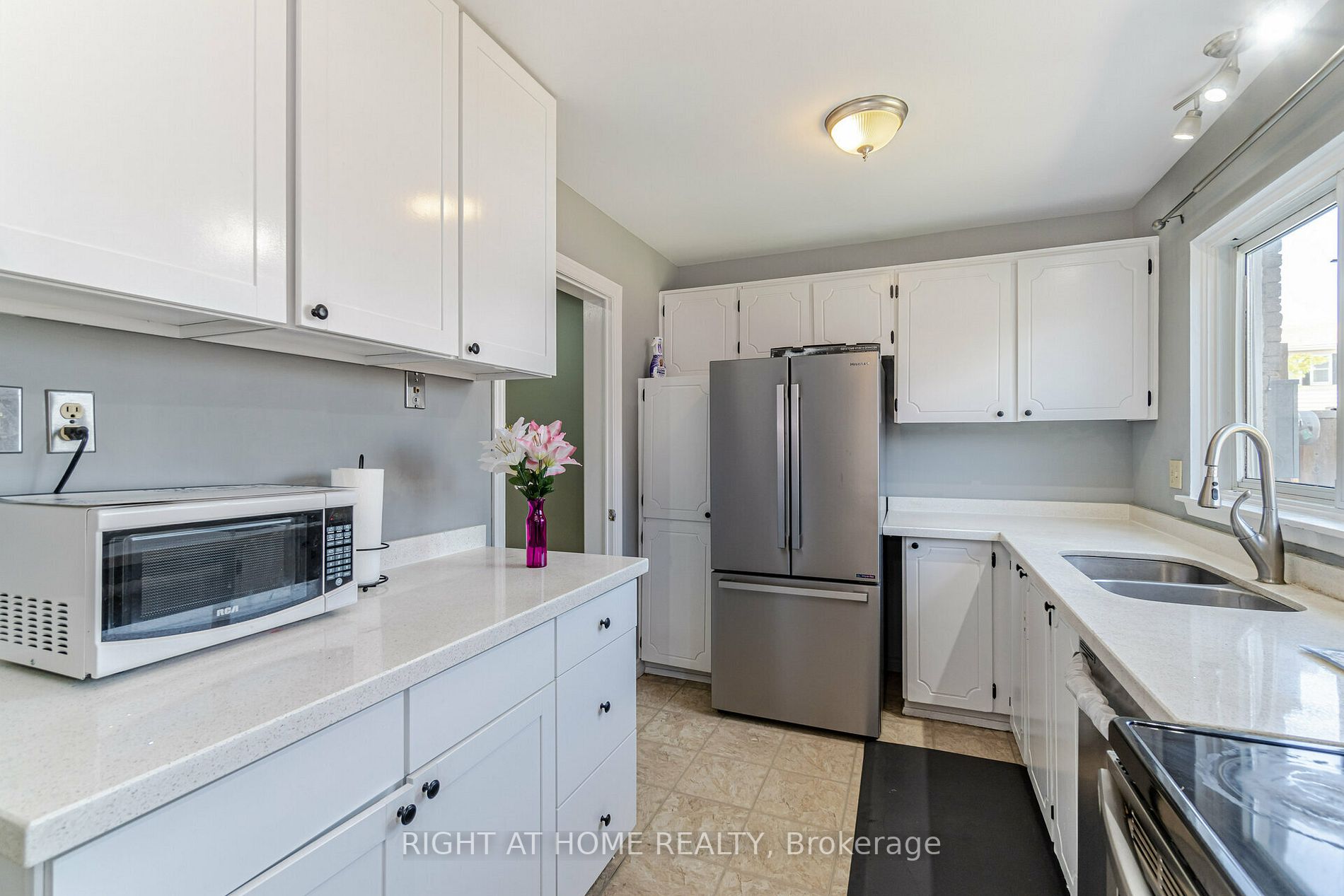 1020 Central Park Dr, #75