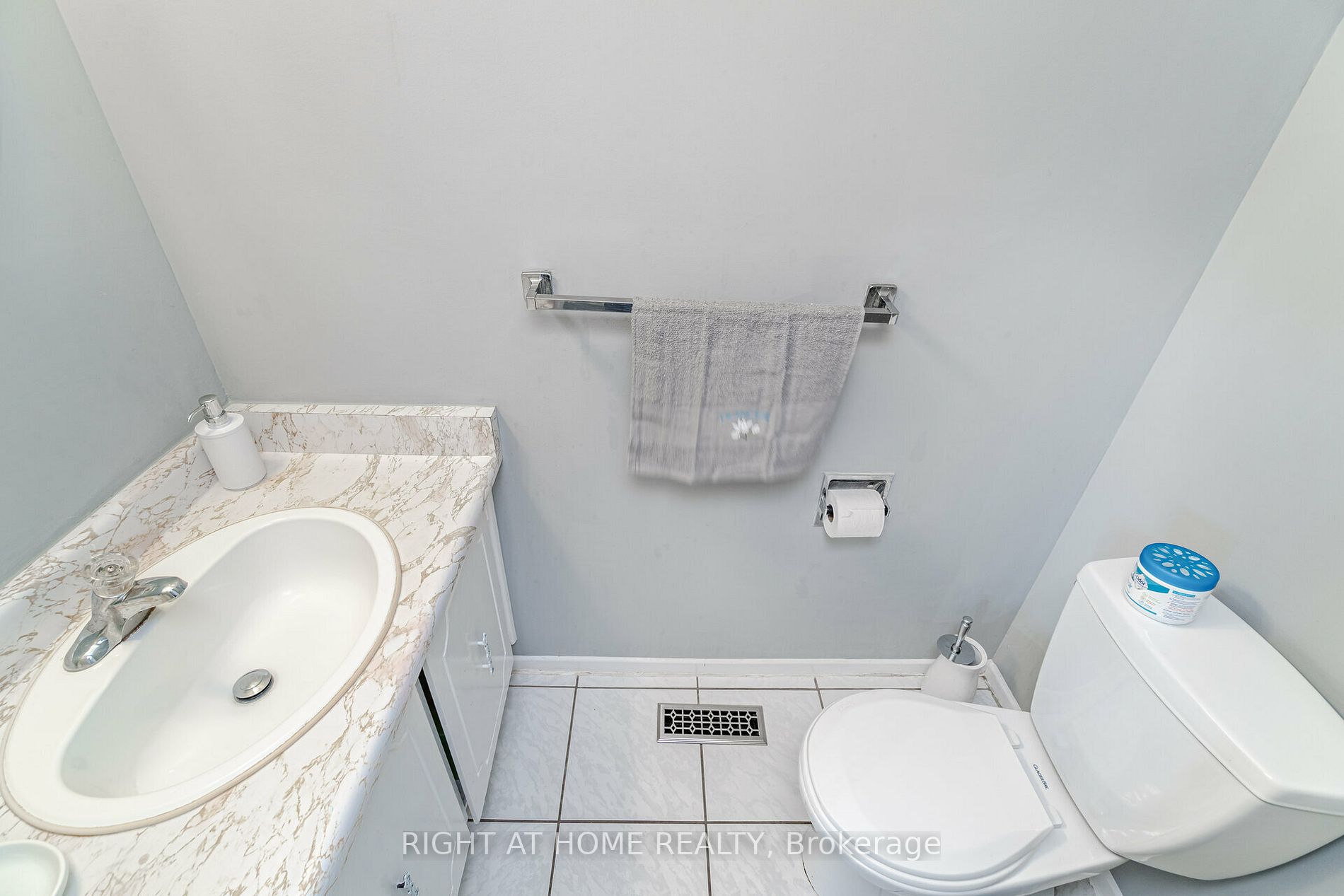1020 Central Park Dr, #75