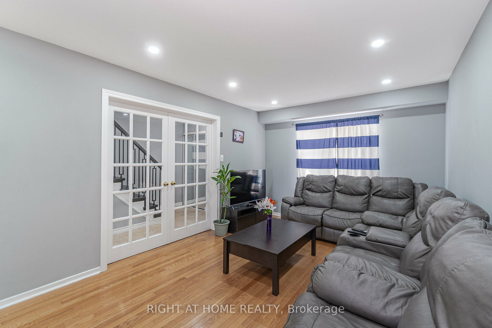 1020 Central Park Dr, #75
